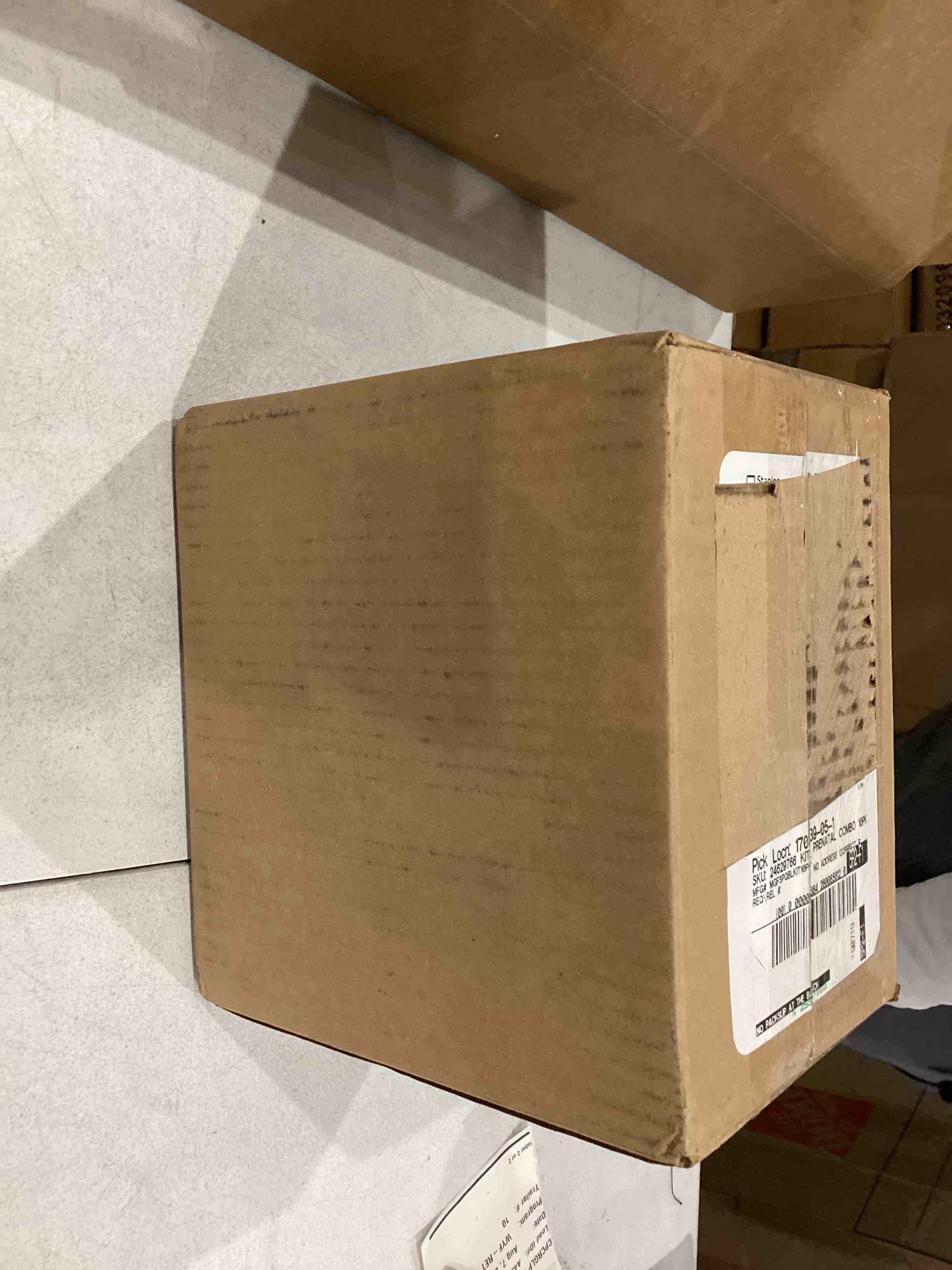 https://s3.amazonaws.com/lotting-images-prod/bidfta/PNK1501060_1756821053816.jpeg