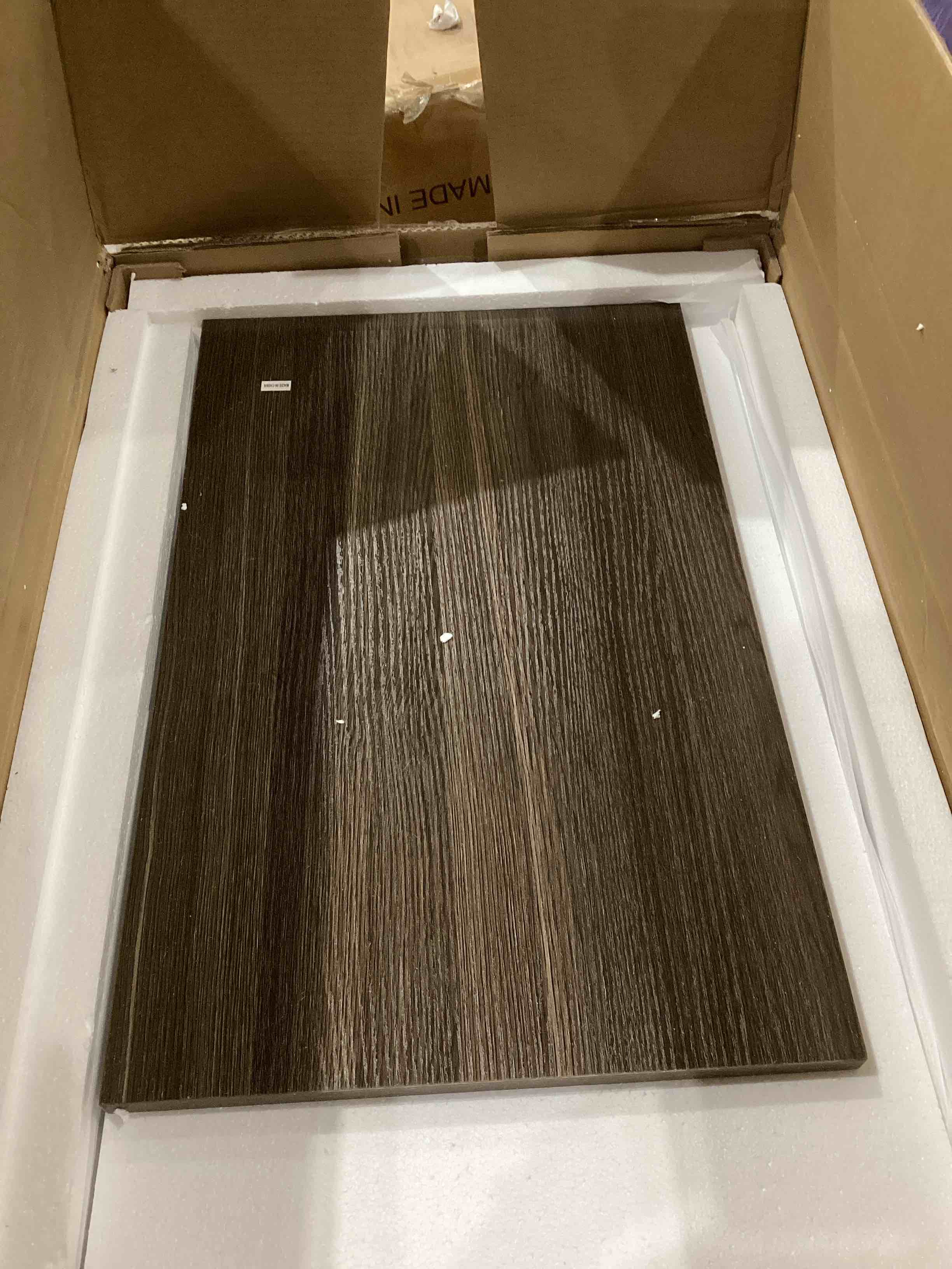 https://s3.amazonaws.com/lotting-images-prod/bidfta/PNK1501101_1756904183344.jpeg