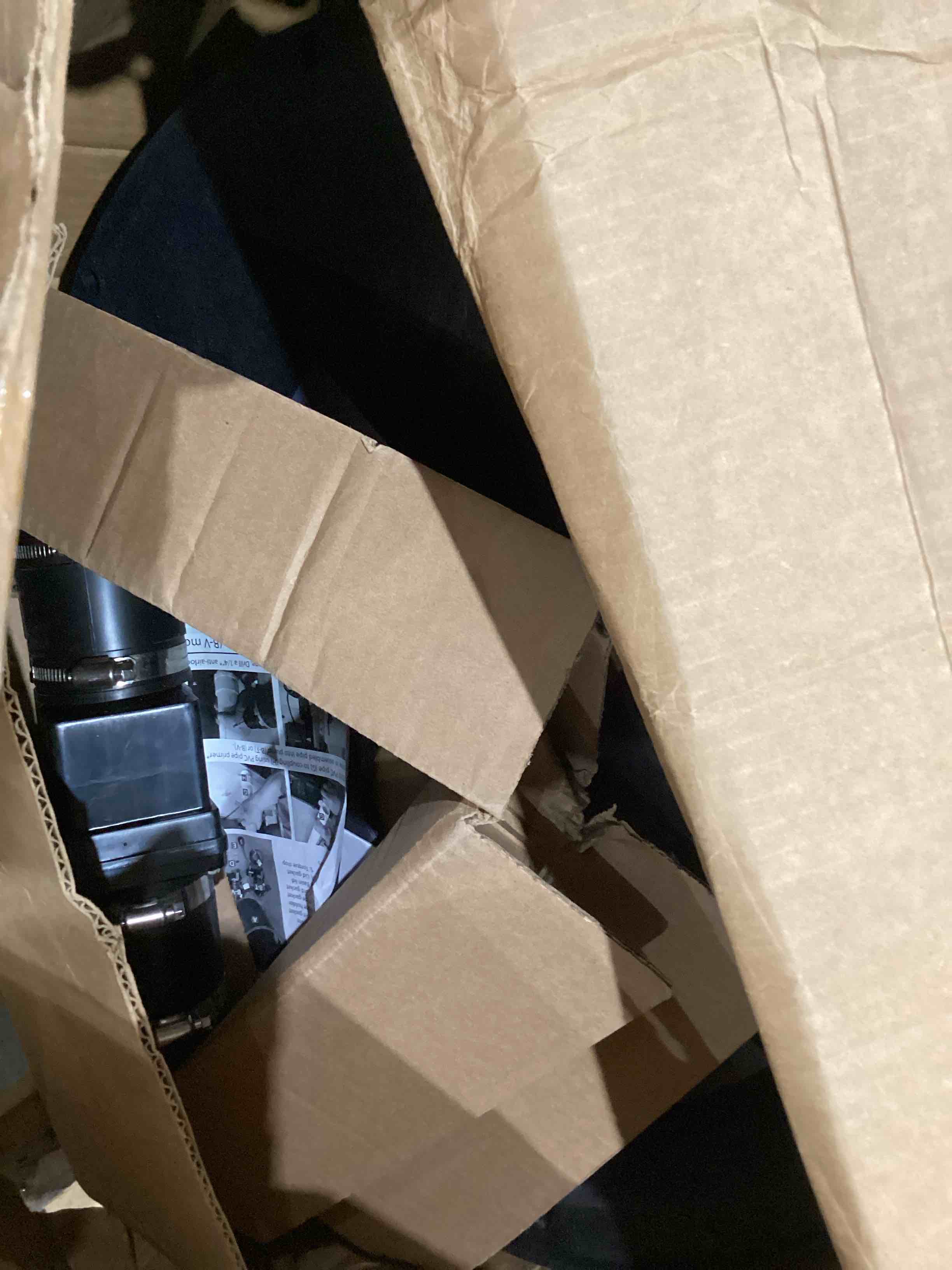 https://s3.amazonaws.com/lotting-images-prod/bidfta/PNK1501172_1757075675747.jpeg