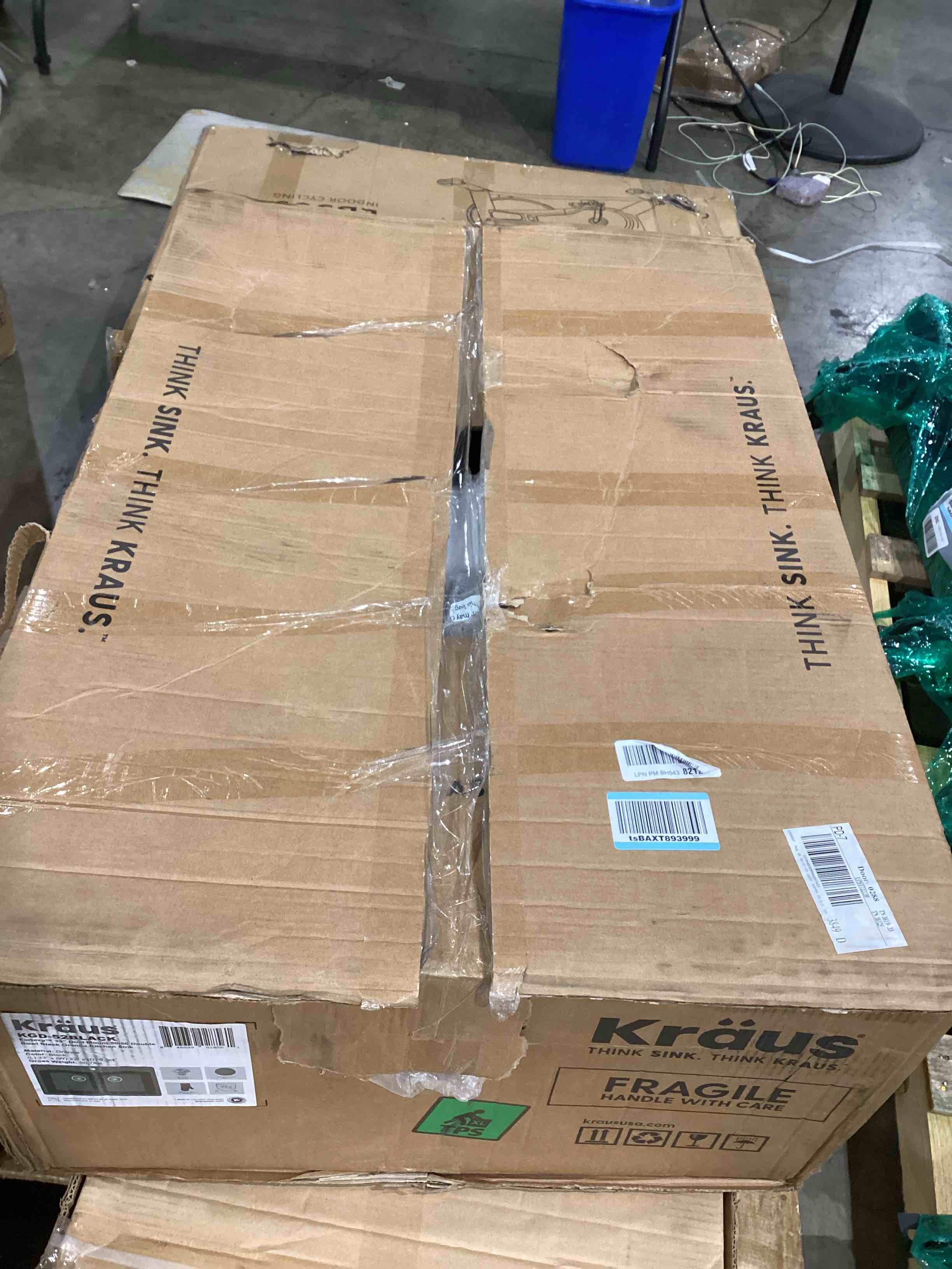 https://s3.amazonaws.com/lotting-images-prod/bidfta/PNK1501177_1757072989420.jpeg