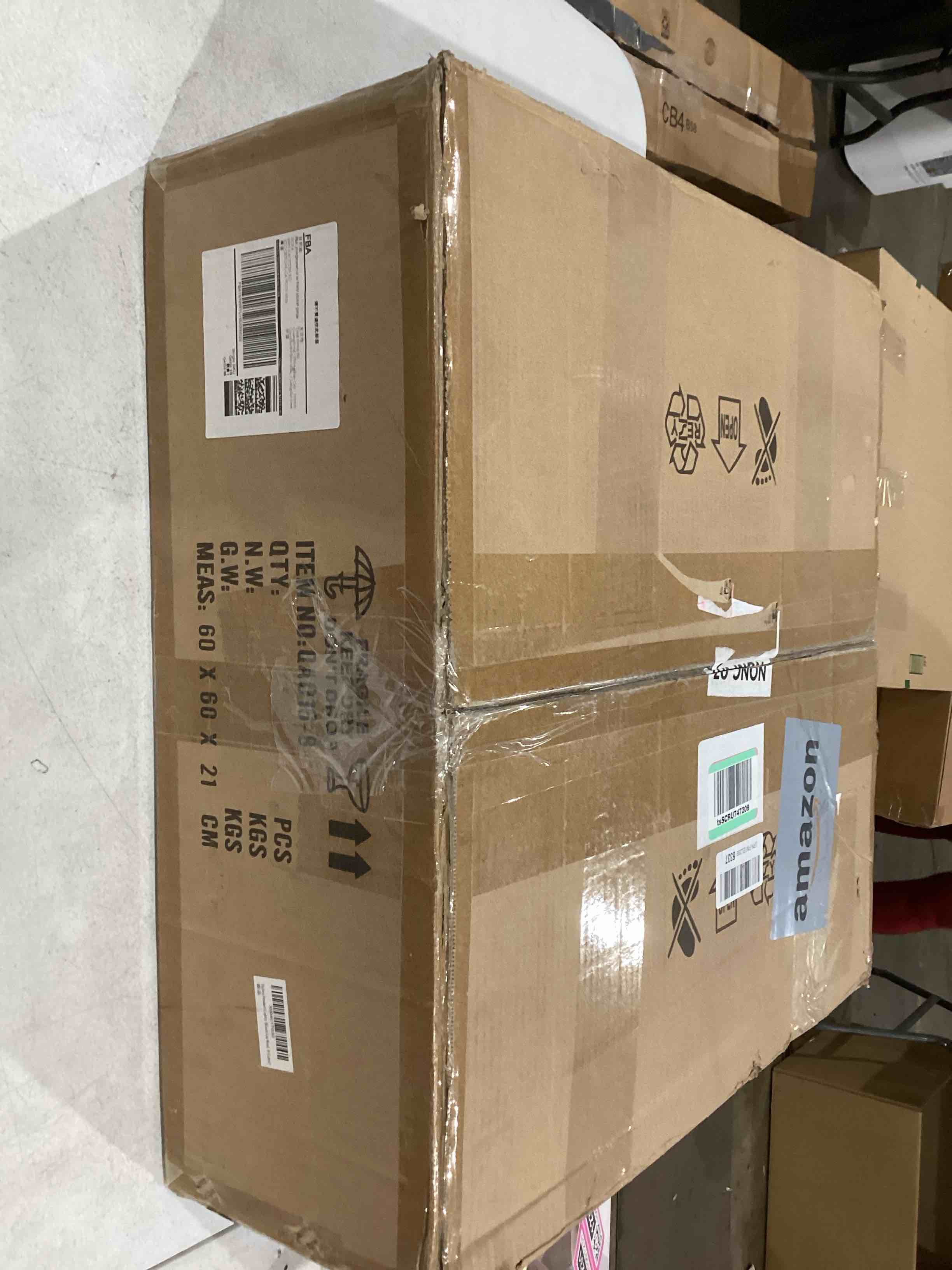 https://s3.amazonaws.com/lotting-images-prod/bidfta/PNK1501223_1757351475637.jpeg