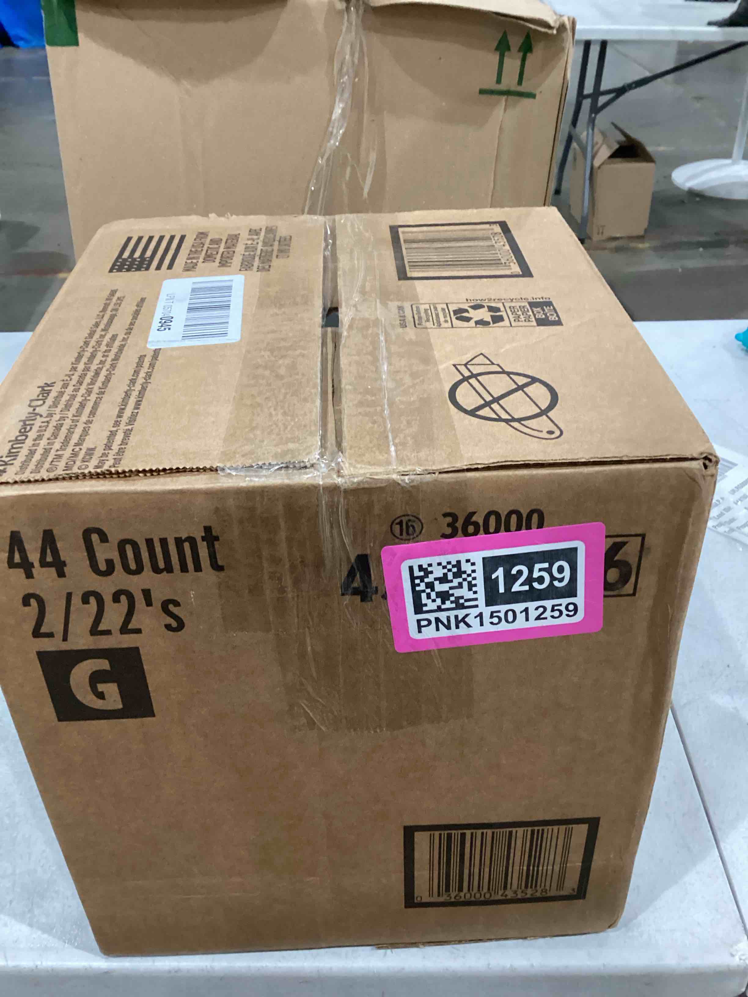 https://s3.amazonaws.com/lotting-images-prod/bidfta/PNK1501259_1757421725347.jpeg