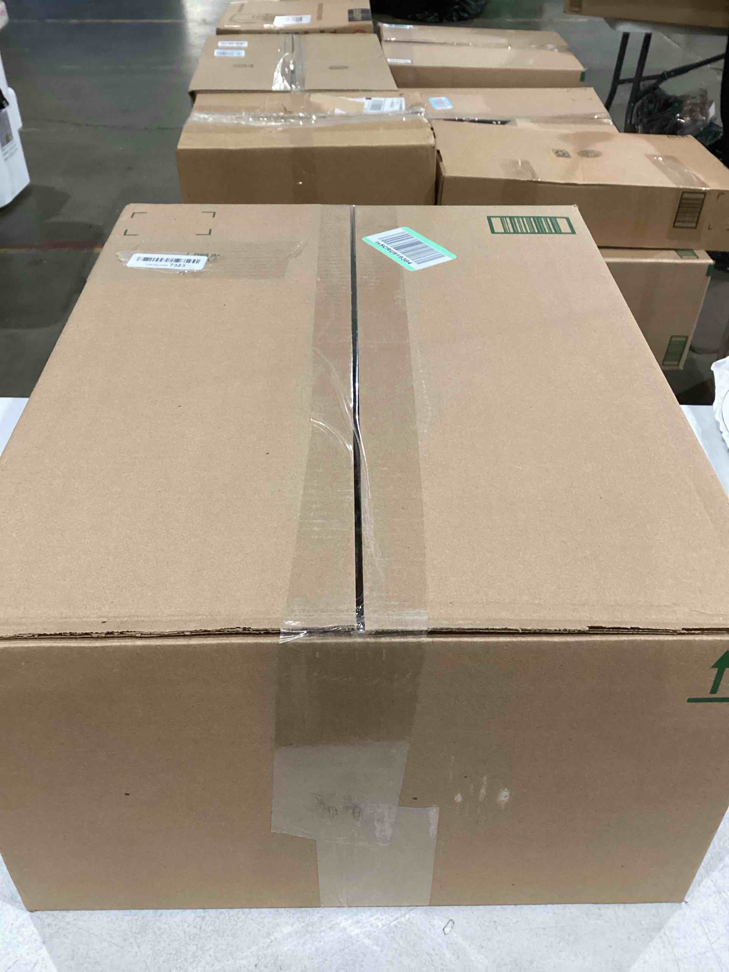 https://s3.amazonaws.com/lotting-images-prod/bidfta/PNK1501264_1757426240140.jpeg