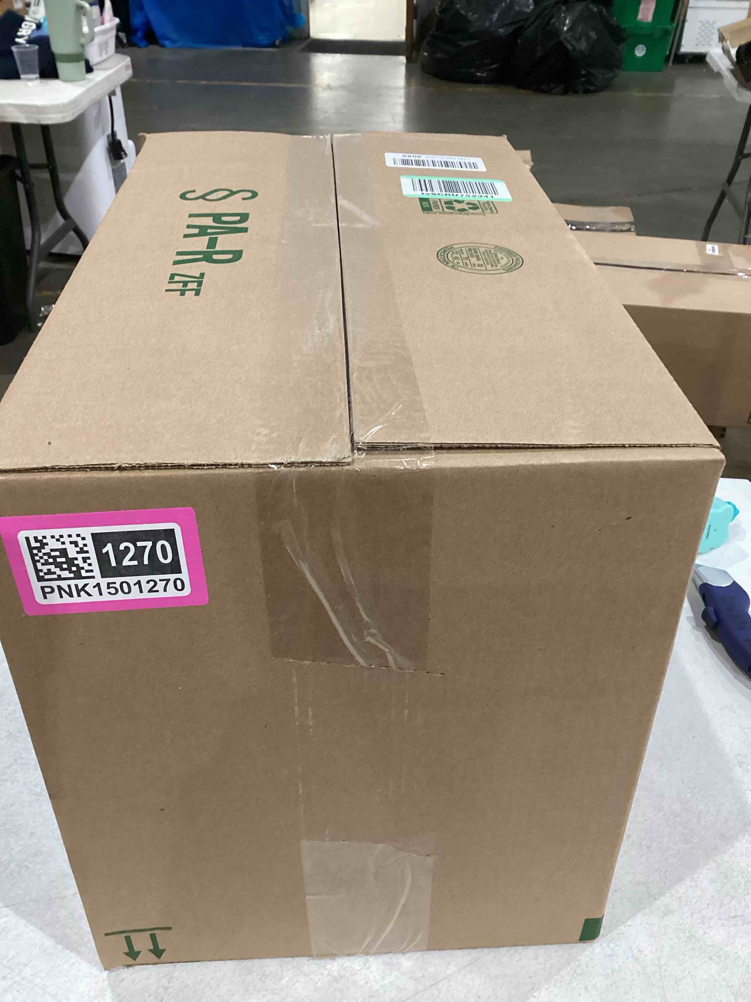 https://s3.amazonaws.com/lotting-images-prod/bidfta/PNK1501270_1757425579254.jpeg