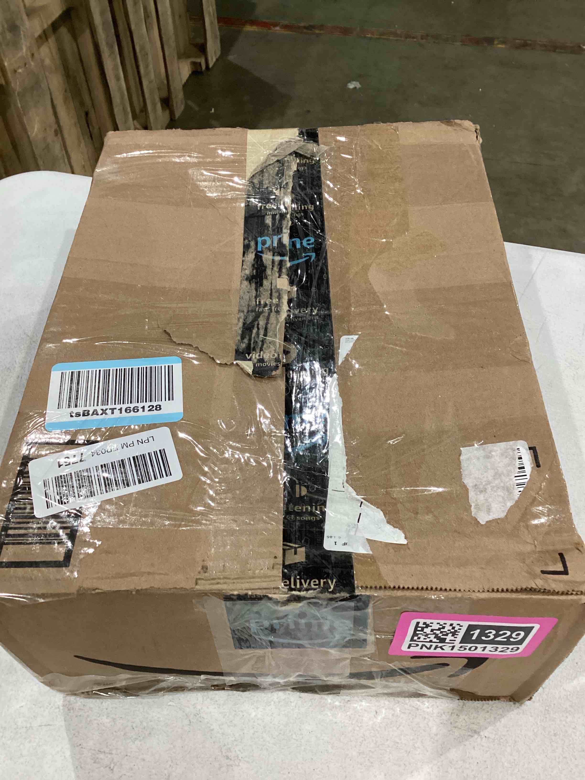 https://s3.amazonaws.com/lotting-images-prod/bidfta/PNK1501329_1757507931931.jpeg