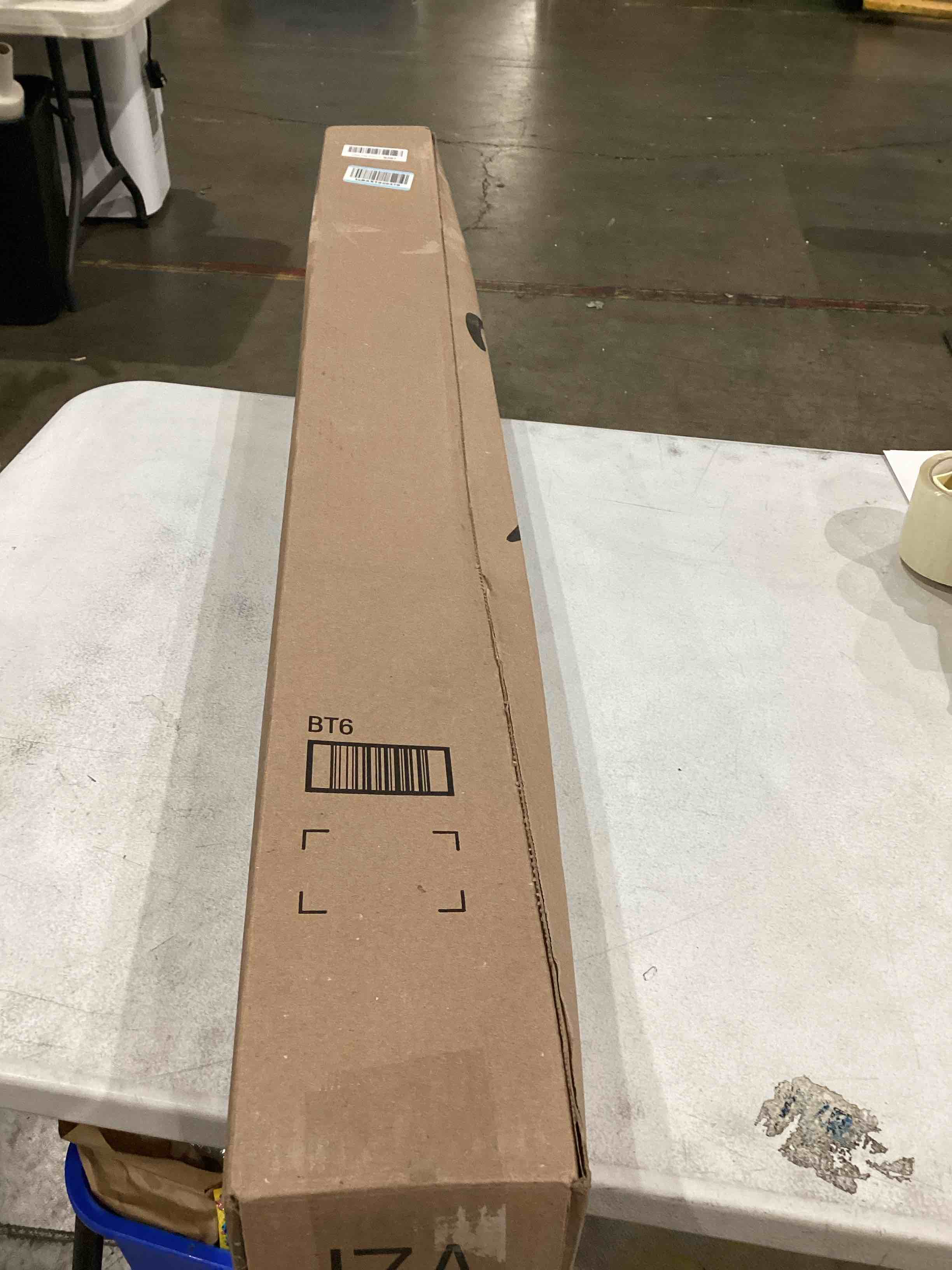 https://s3.amazonaws.com/lotting-images-prod/bidfta/PNK1501341_1757513301078.jpeg