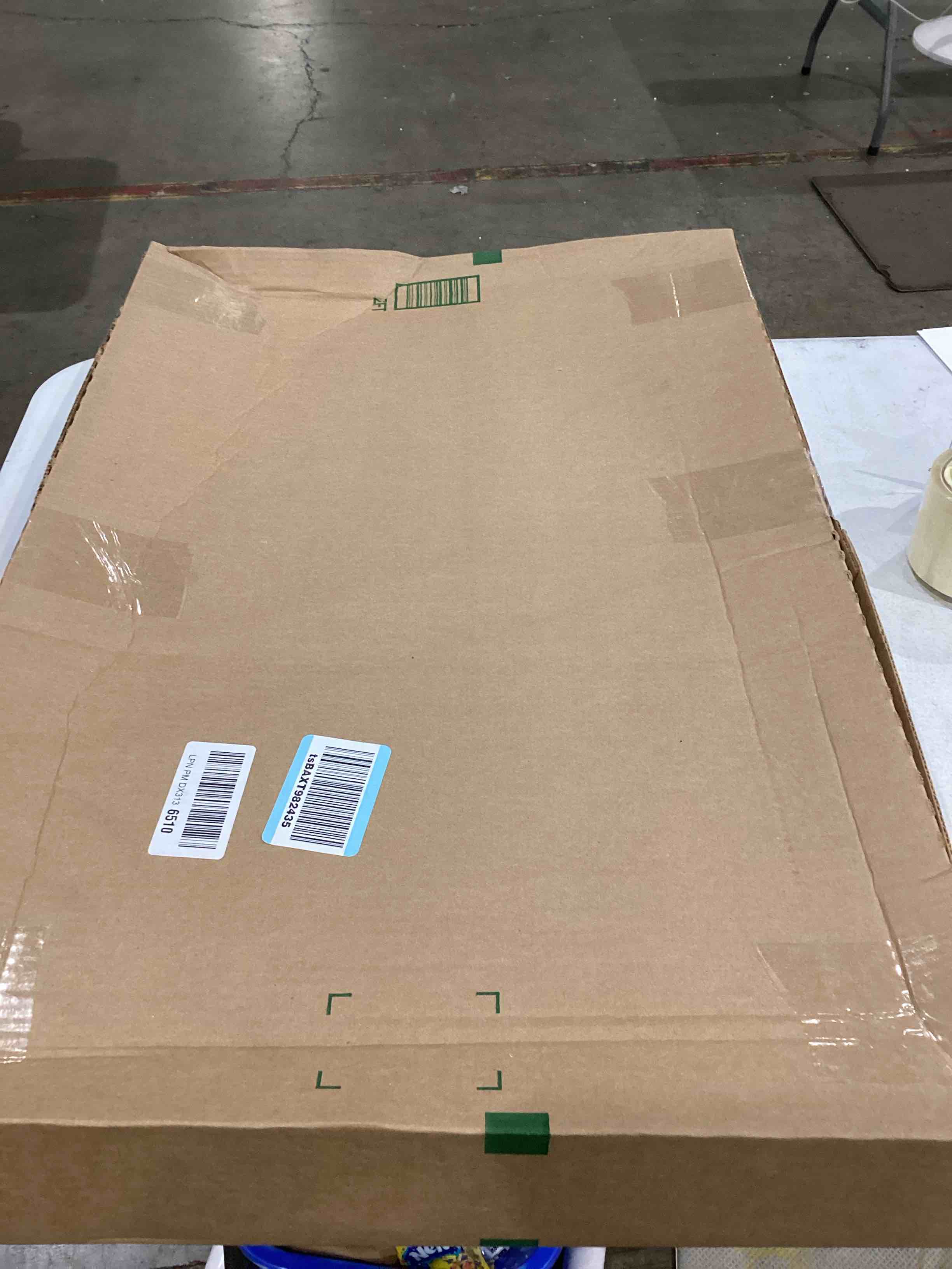 https://s3.amazonaws.com/lotting-images-prod/bidfta/PNK1501352_1757513919350.jpeg