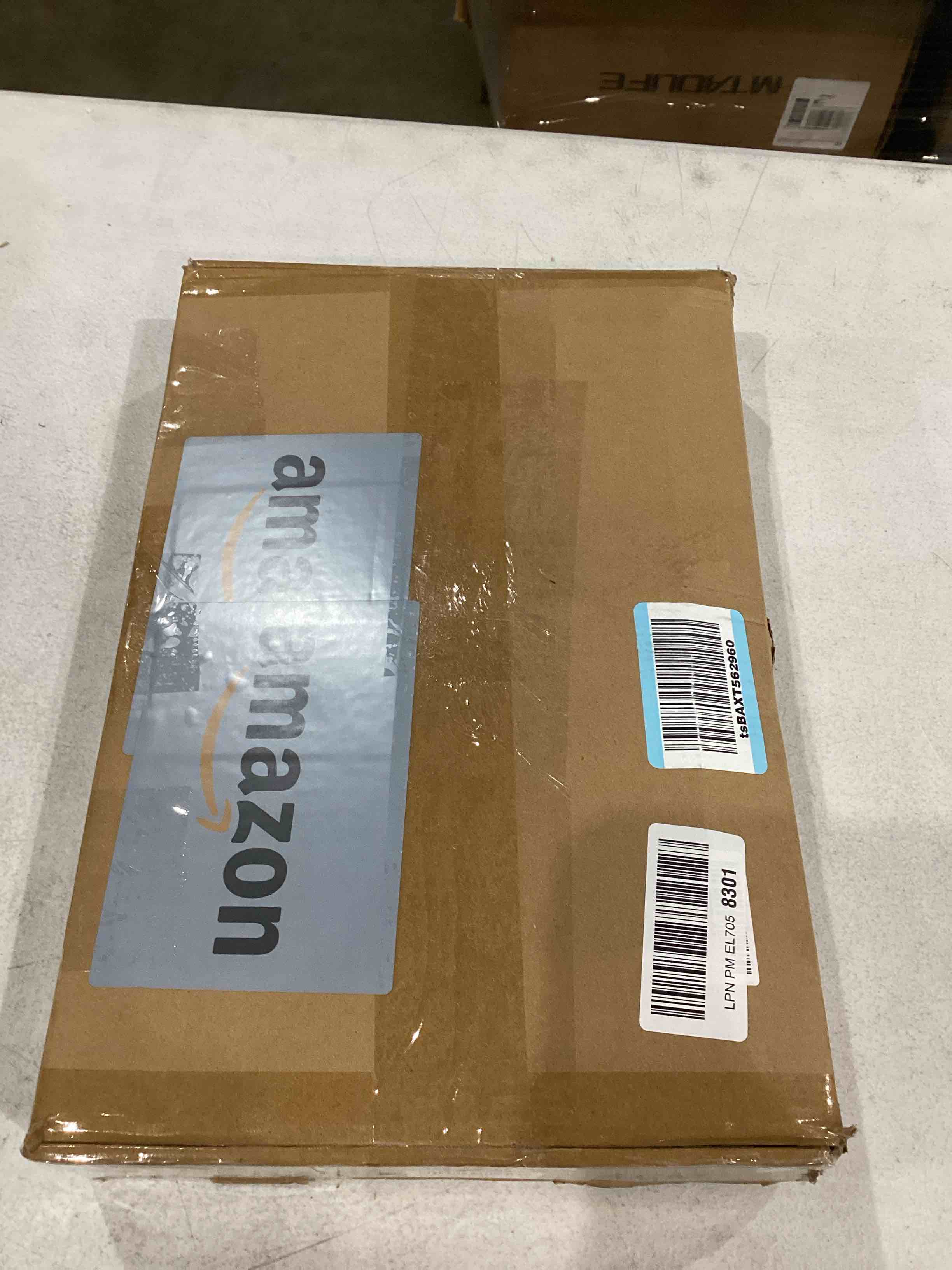 https://s3.amazonaws.com/lotting-images-prod/bidfta/PNK1501397_1757591842872.jpeg