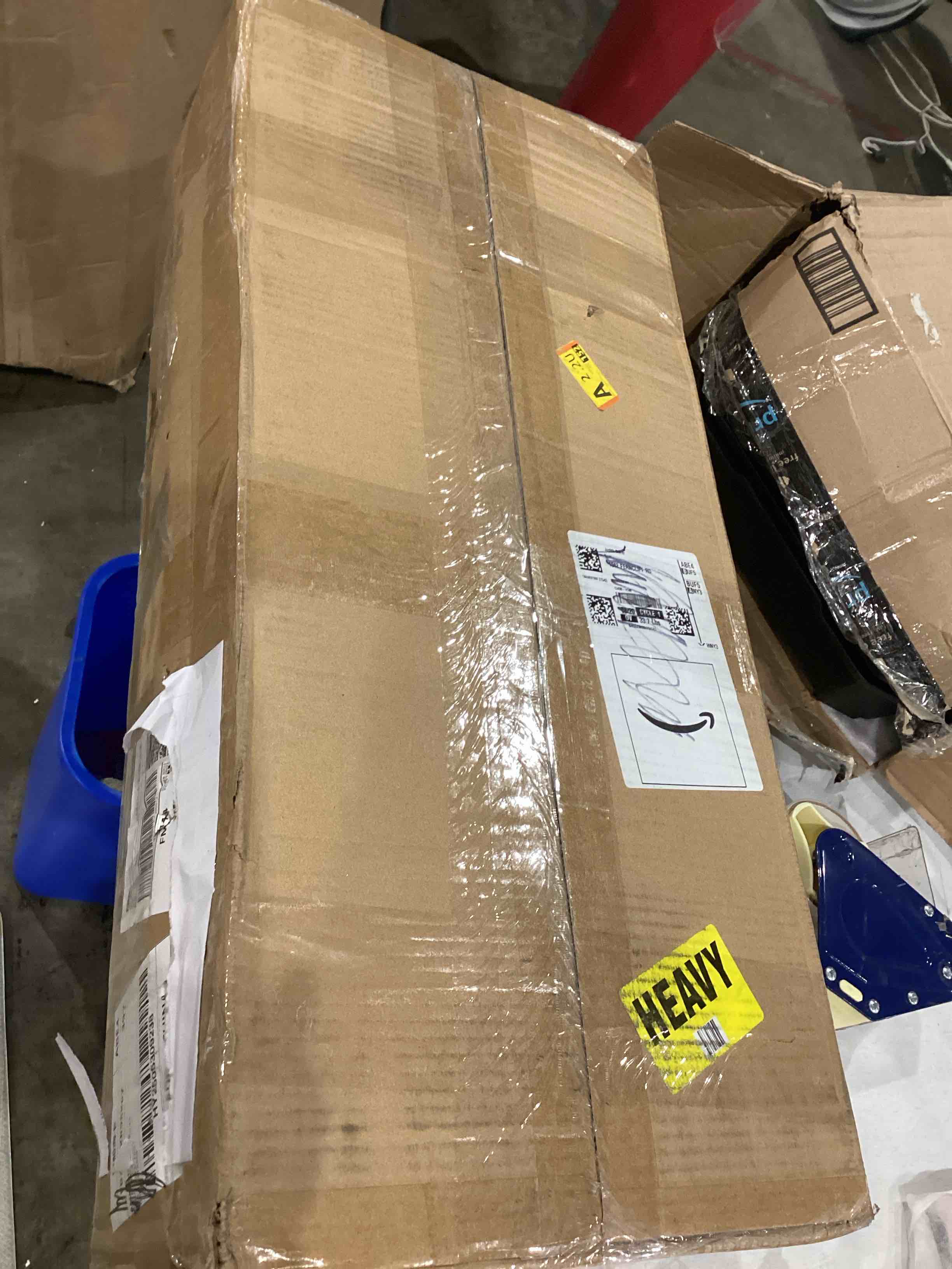 https://s3.amazonaws.com/lotting-images-prod/bidfta/PNK1501408_1757599761953.jpeg