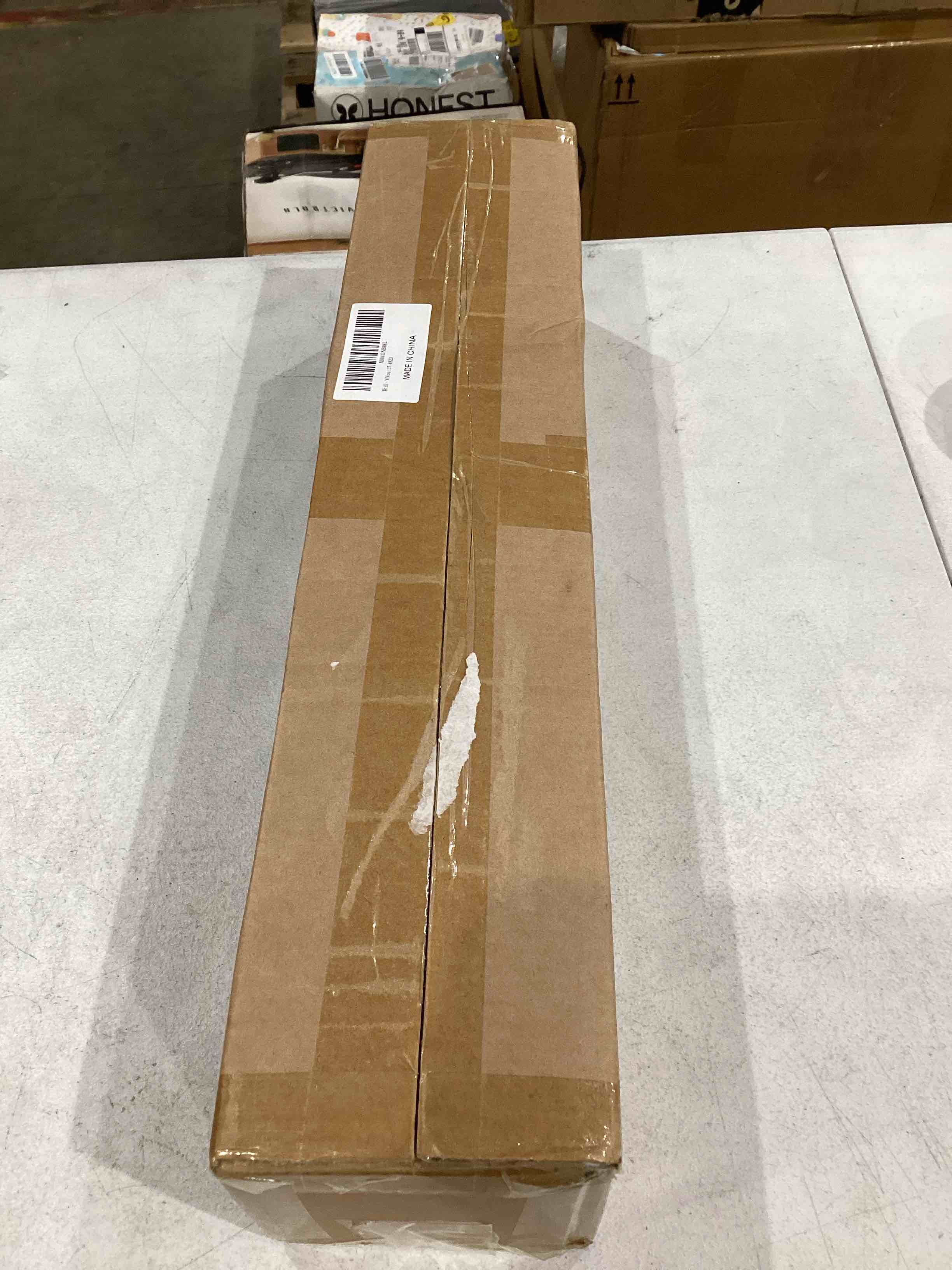 https://s3.amazonaws.com/lotting-images-prod/bidfta/PNK1501430_1757610127665.jpeg