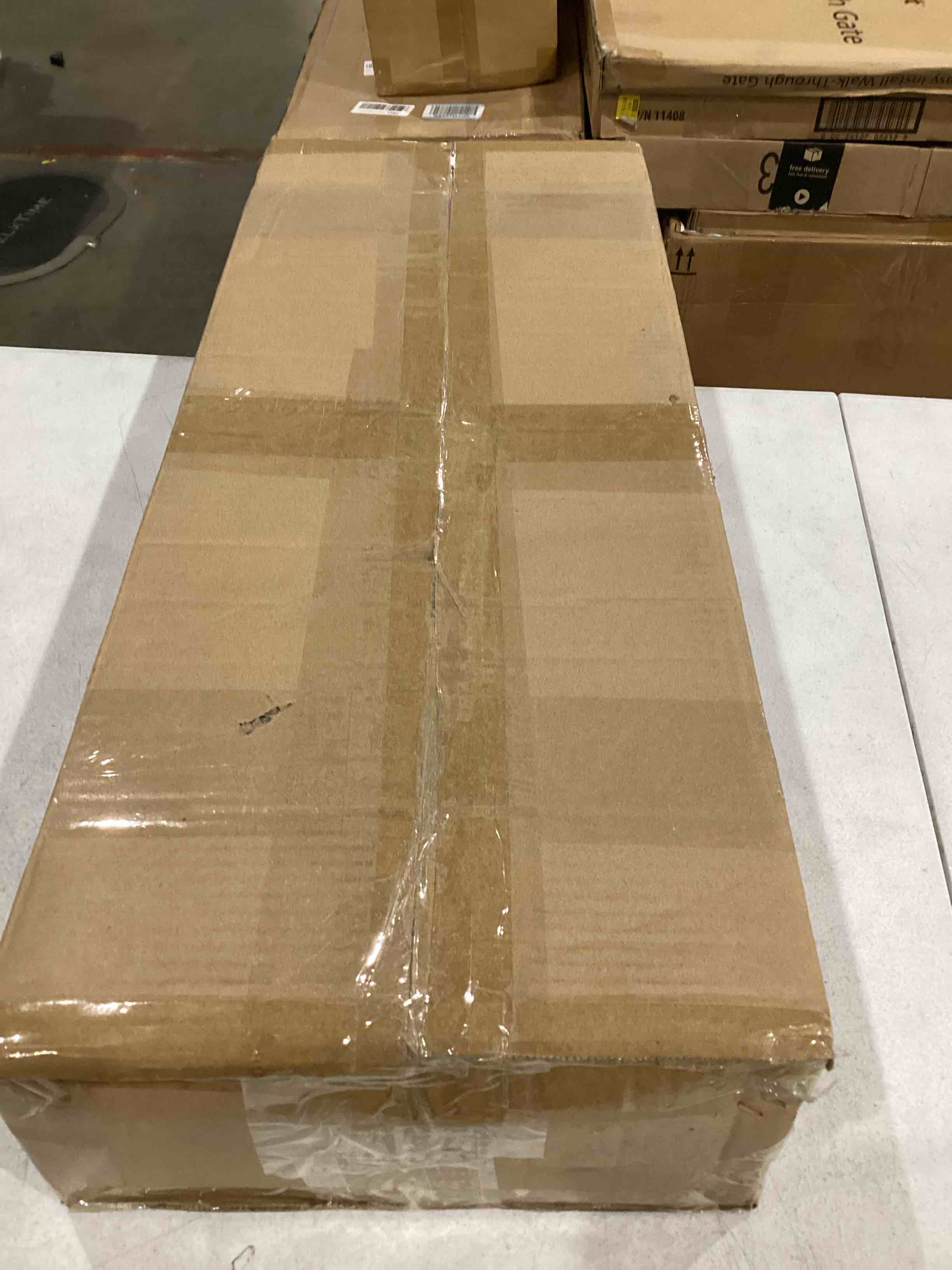 https://s3.amazonaws.com/lotting-images-prod/bidfta/PNK1501465_1757676503146.jpeg