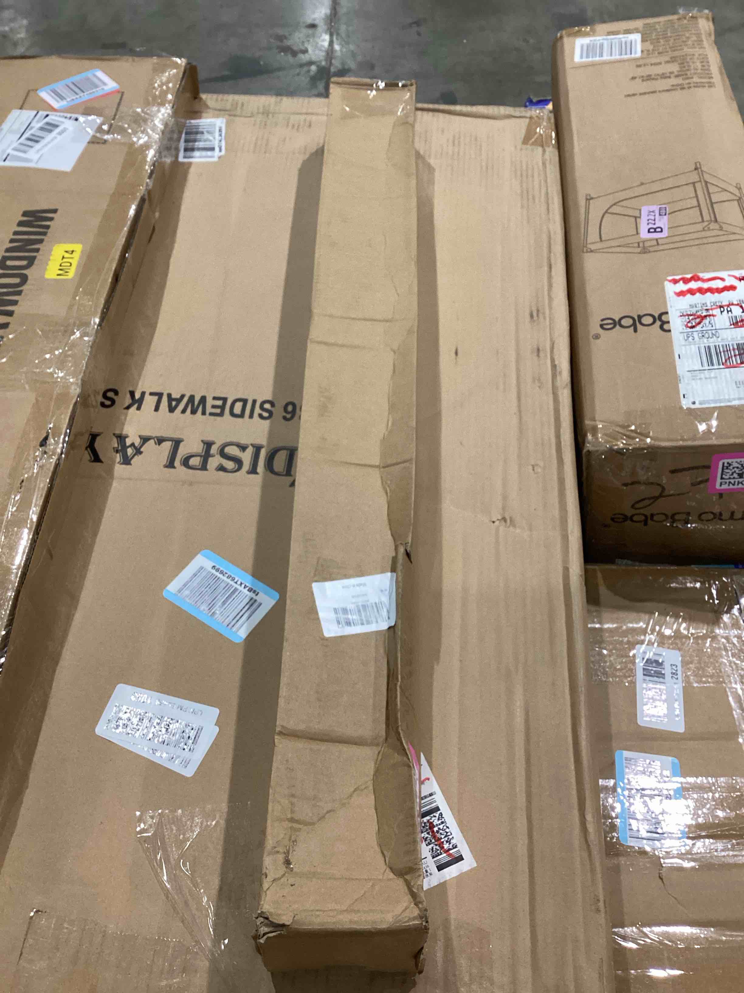 https://s3.amazonaws.com/lotting-images-prod/bidfta/PNK1501470_1757683877550.jpeg