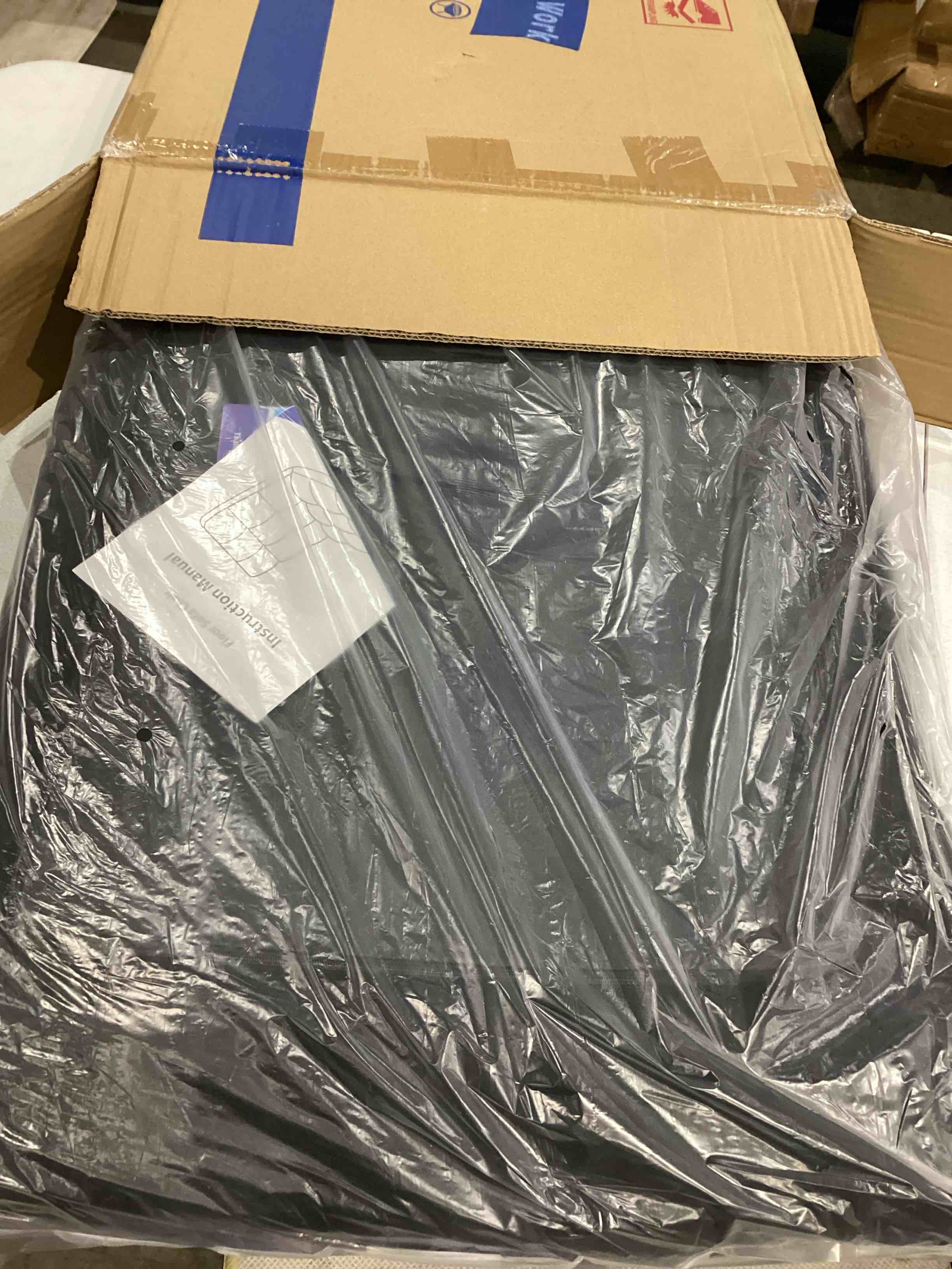 https://s3.amazonaws.com/lotting-images-prod/bidfta/PNK1501662_1758022897213.jpeg
