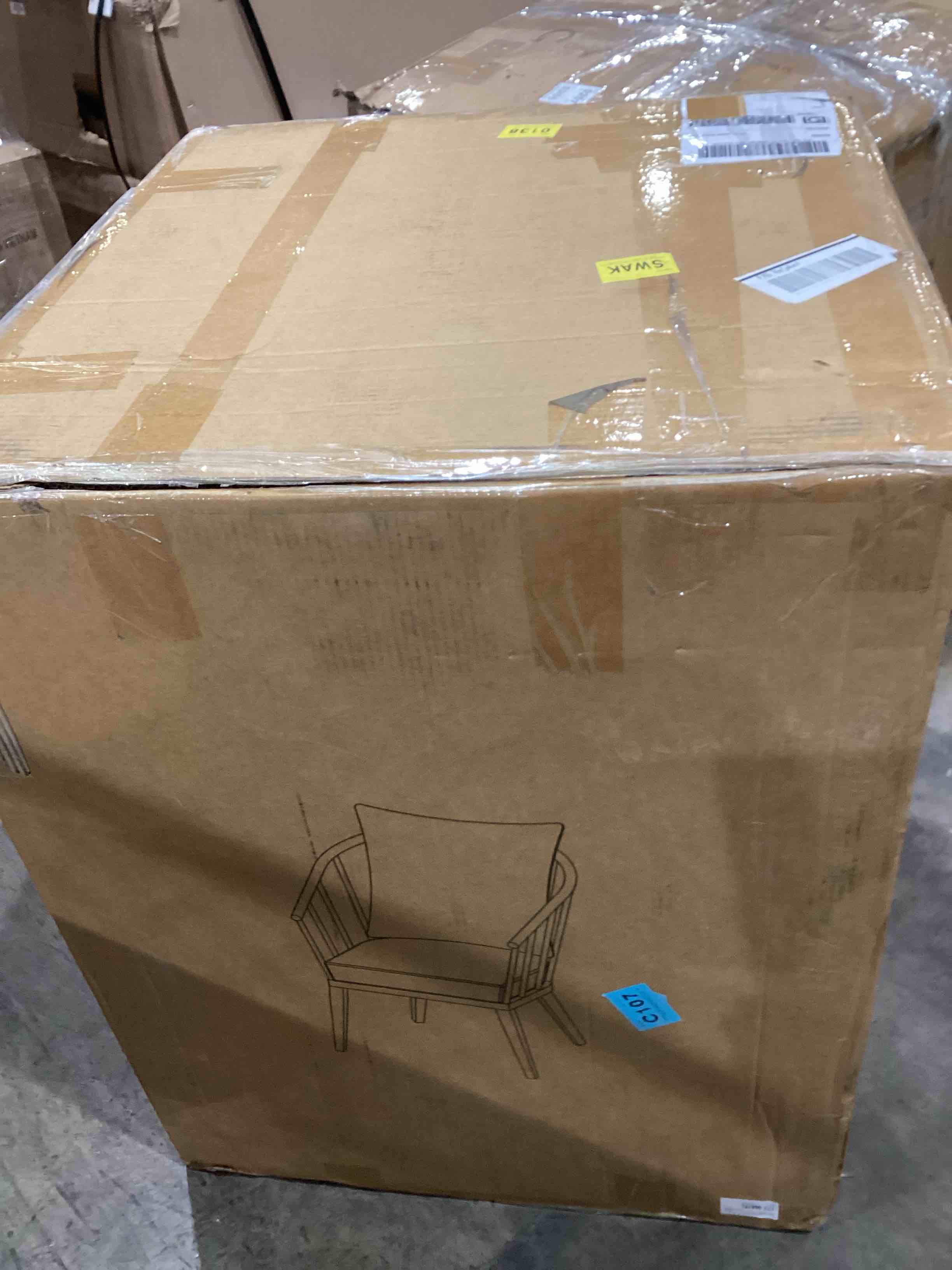 https://s3.amazonaws.com/lotting-images-prod/bidfta/PNK1501695_1758123505872.jpeg