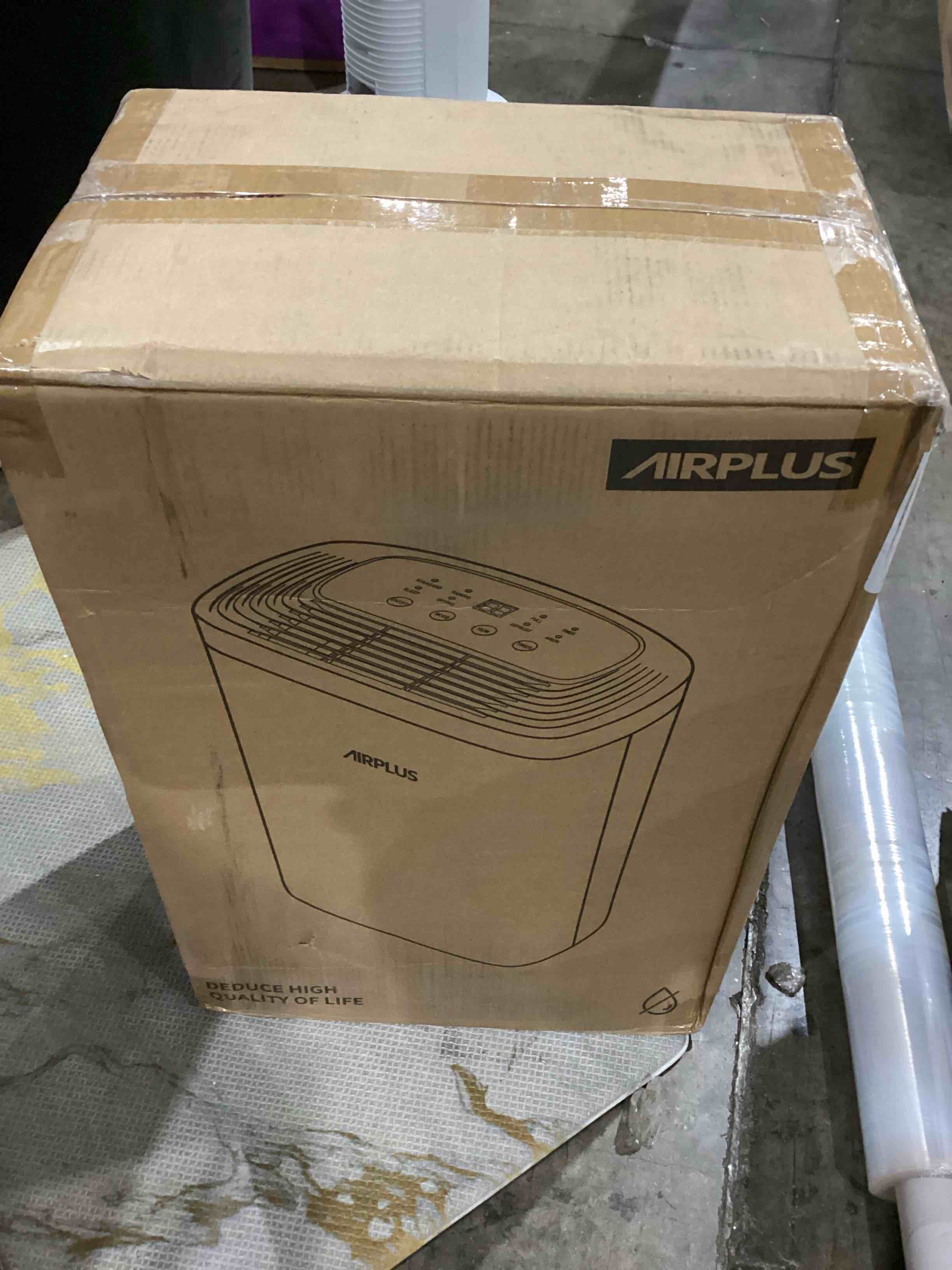 https://s3.amazonaws.com/lotting-images-prod/bidfta/PNK1501710_1758044091216.jpeg