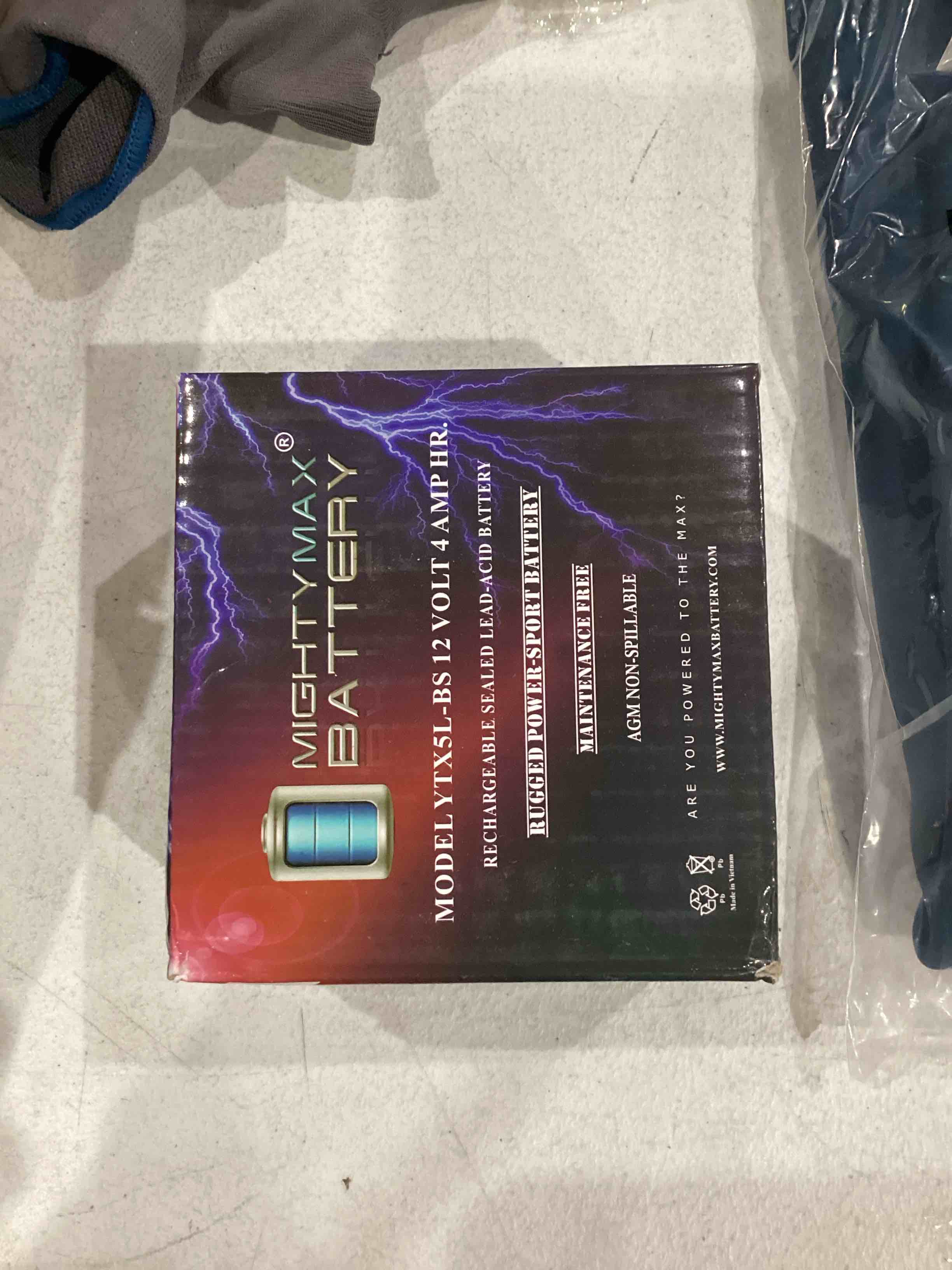 https://s3.amazonaws.com/lotting-images-prod/bidfta/PNK1501719_1758049179730.jpeg