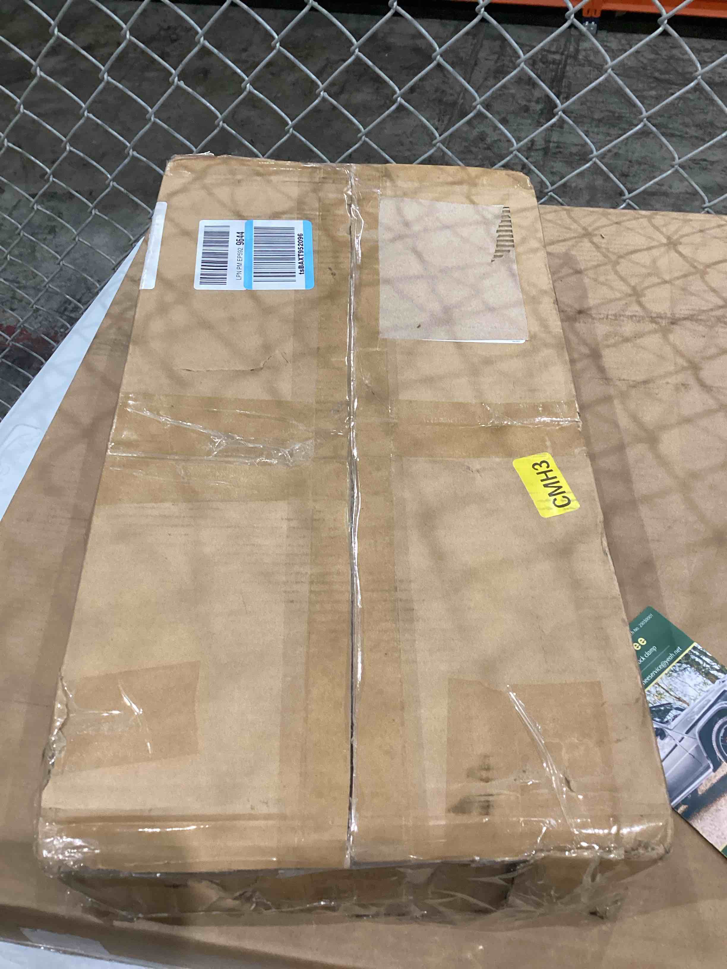 https://s3.amazonaws.com/lotting-images-prod/bidfta/PNK1501831_1758215209116.jpeg
