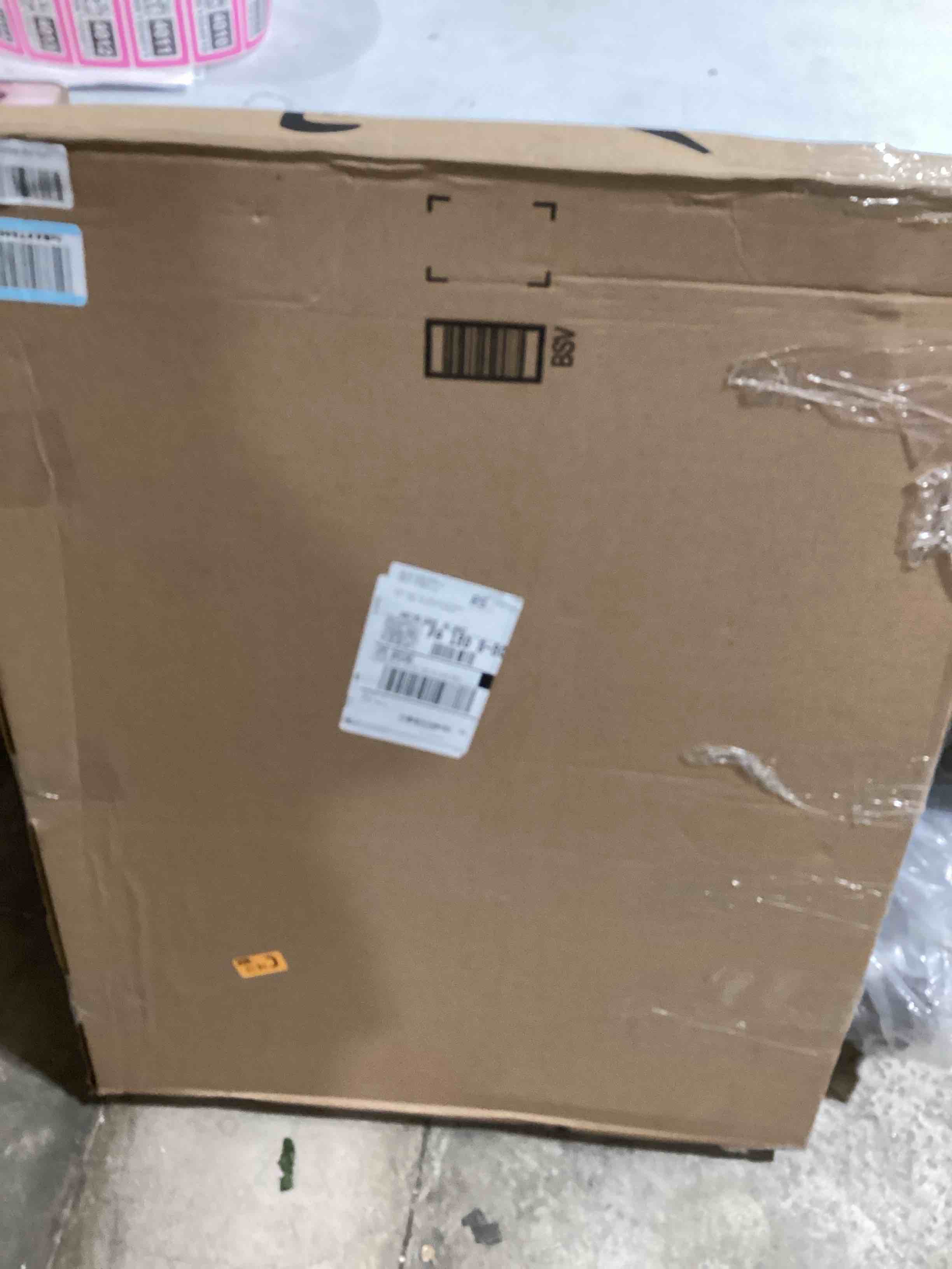 https://s3.amazonaws.com/lotting-images-prod/bidfta/PNK1504003_1733227987217.jpeg