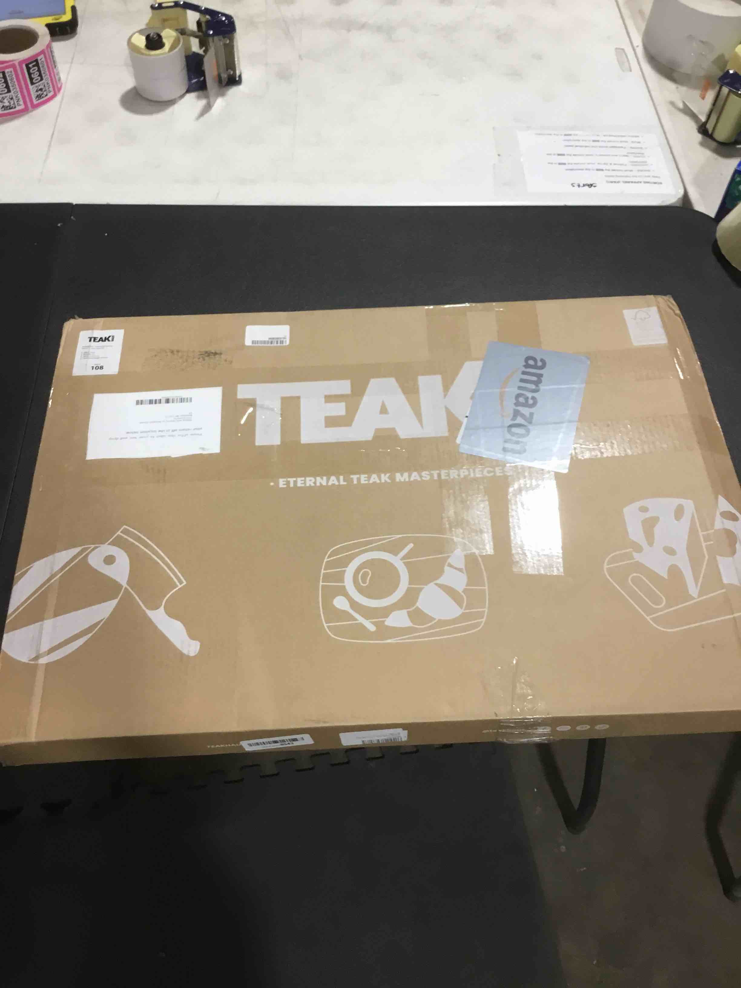 https://s3.amazonaws.com/lotting-images-prod/bidfta/PNK1504229_1733325529152.jpeg