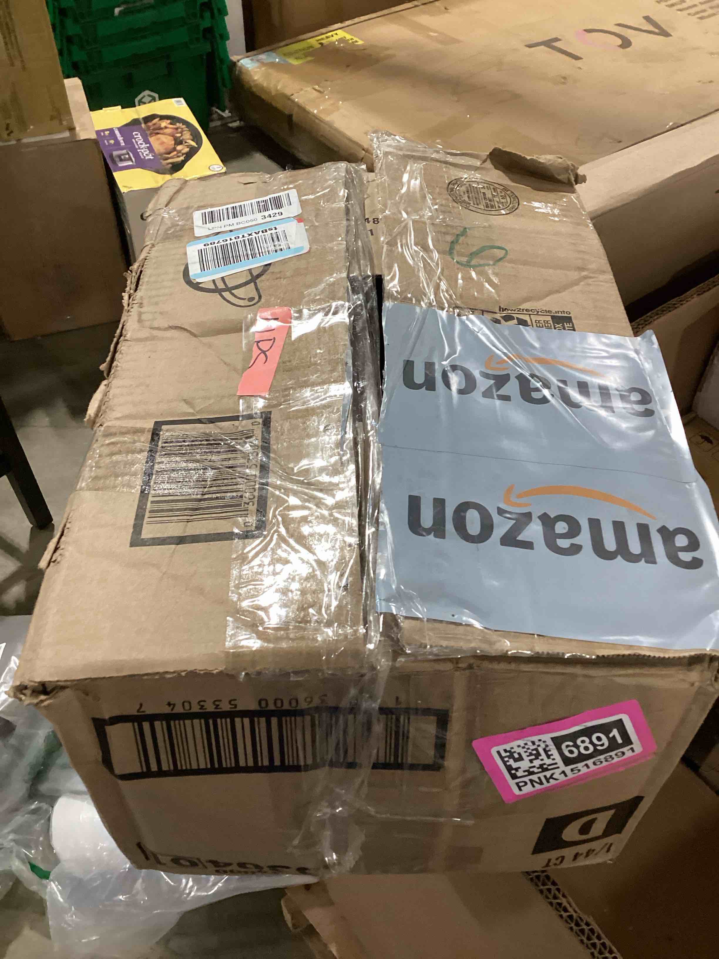 https://s3.amazonaws.com/lotting-images-prod/bidfta/PNK1504850_1735227777384.jpeg