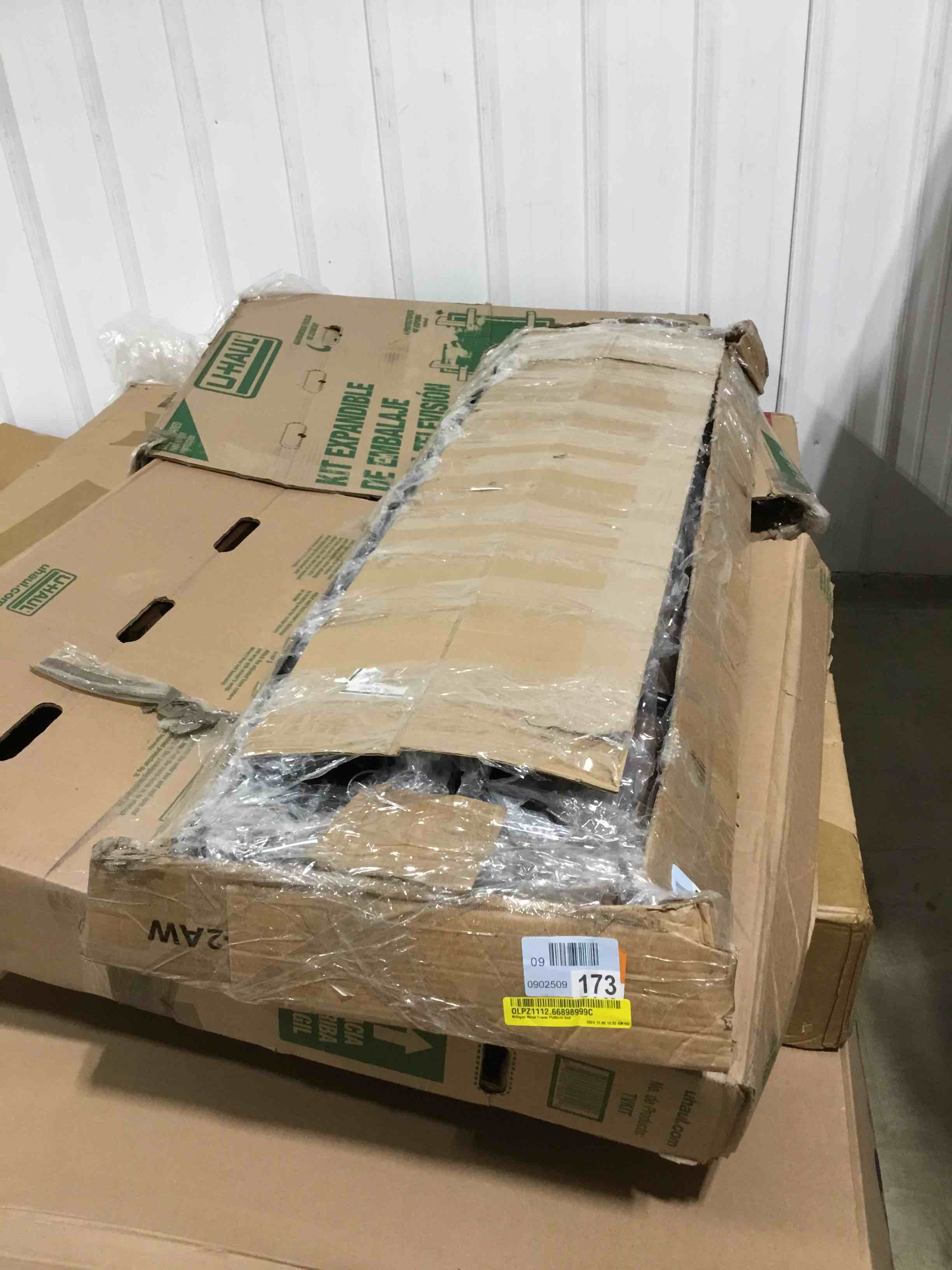 https://s3.amazonaws.com/lotting-images-prod/bidfta/PNK1505397_1736170060799.jpeg