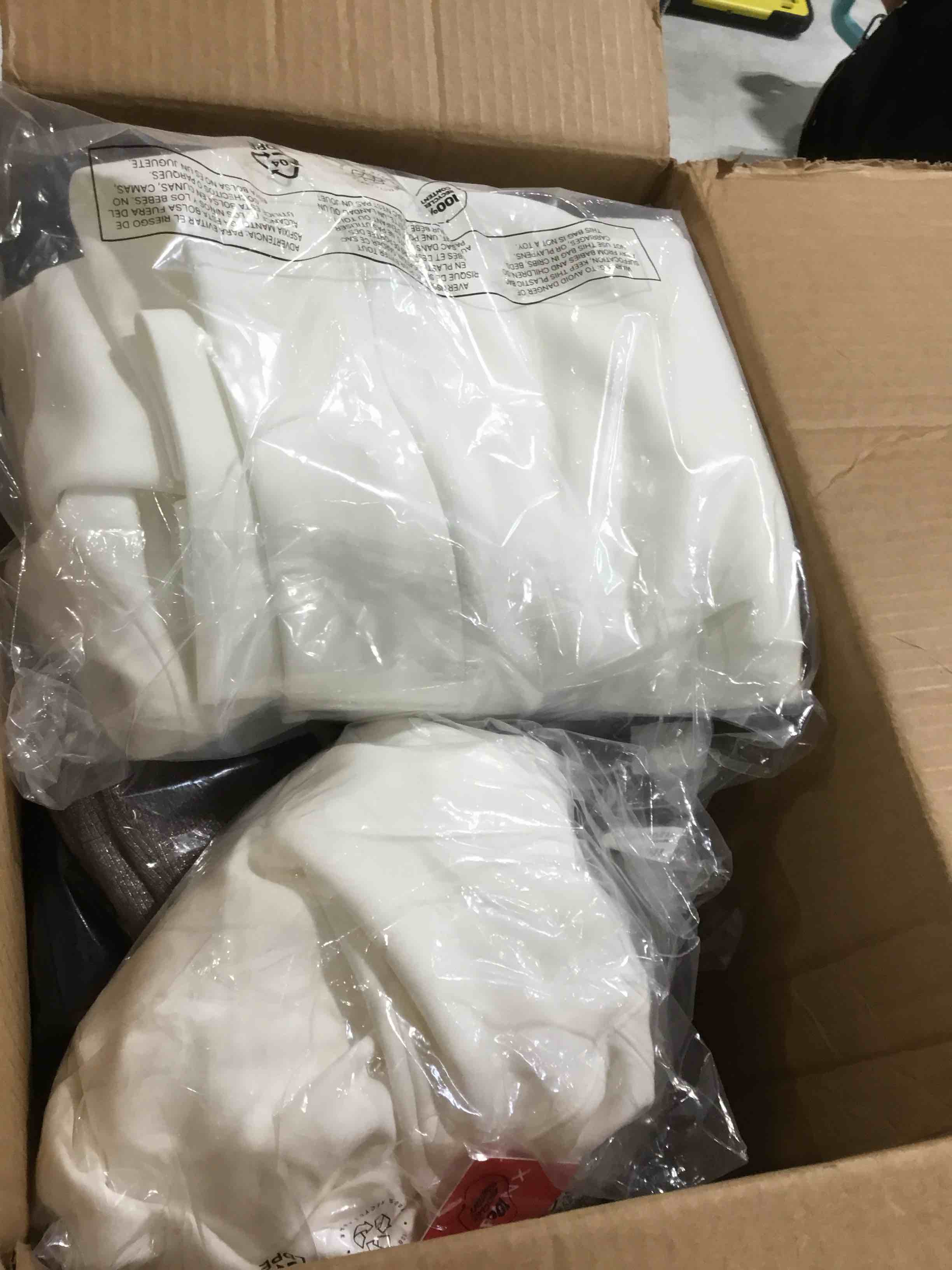 https://s3.amazonaws.com/lotting-images-prod/bidfta/PNK1505649_1737493338190.jpeg
