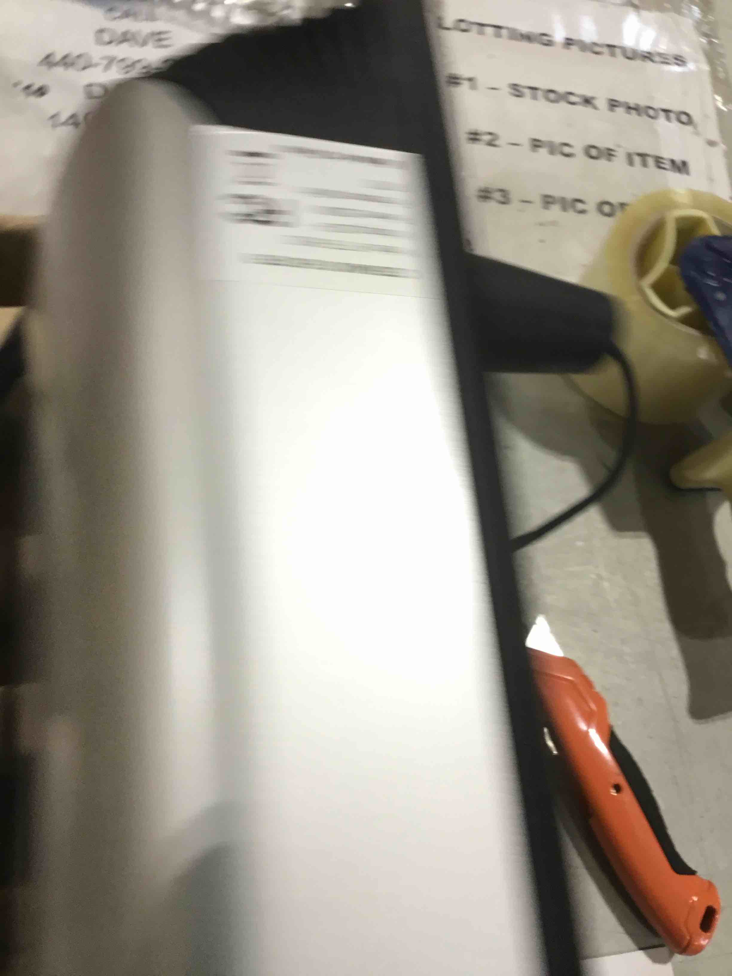 https://s3.amazonaws.com/lotting-images-prod/bidfta/PNK1506117_1738774248335.jpeg
