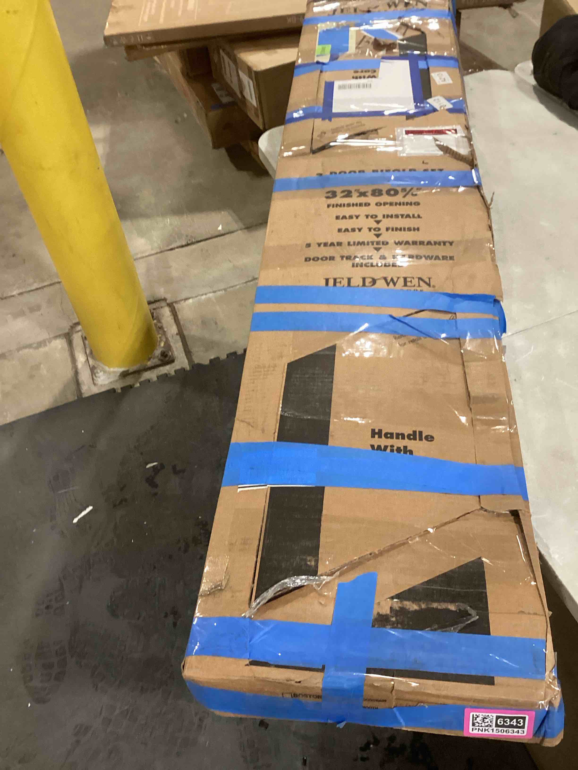 https://s3.amazonaws.com/lotting-images-prod/bidfta/PNK1506343_1739802512334.jpeg