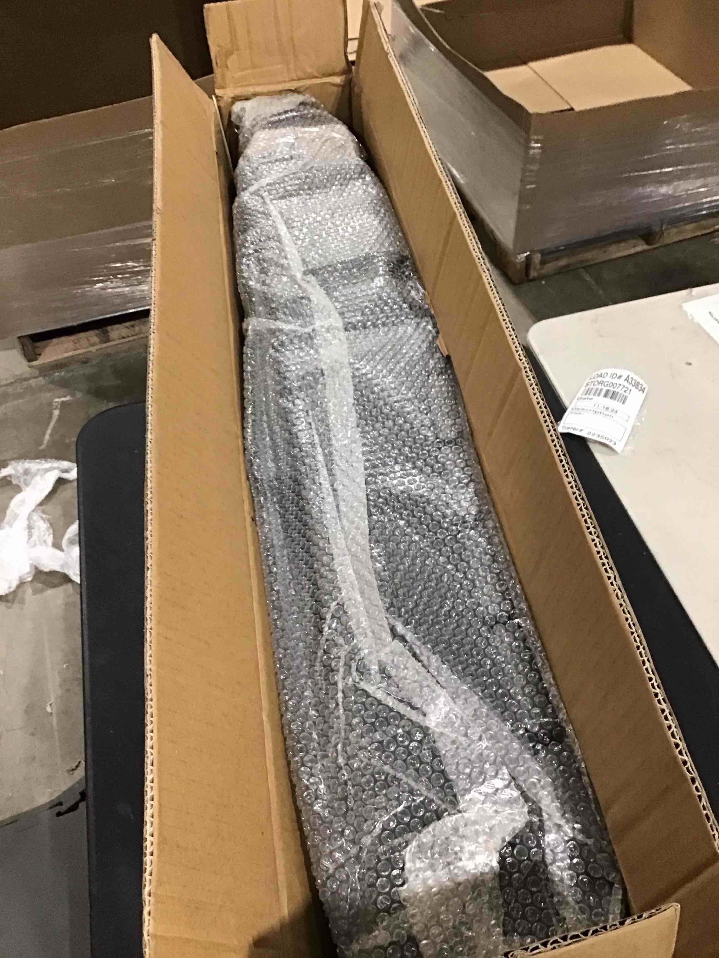 https://s3.amazonaws.com/lotting-images-prod/bidfta/PNK1507143_1731958177534.jpeg
