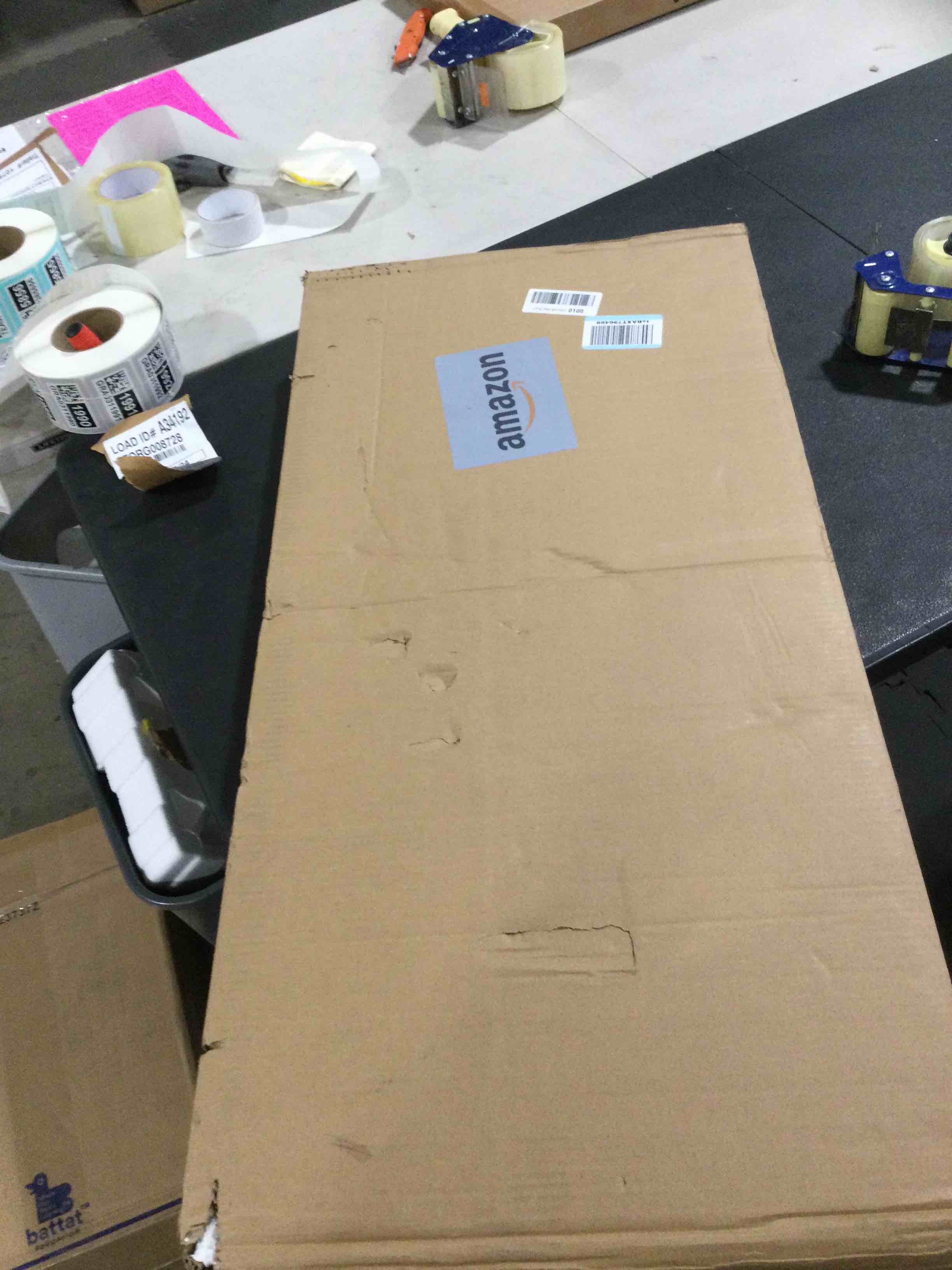 https://s3.amazonaws.com/lotting-images-prod/bidfta/PNK1507278_1733162860983.jpeg