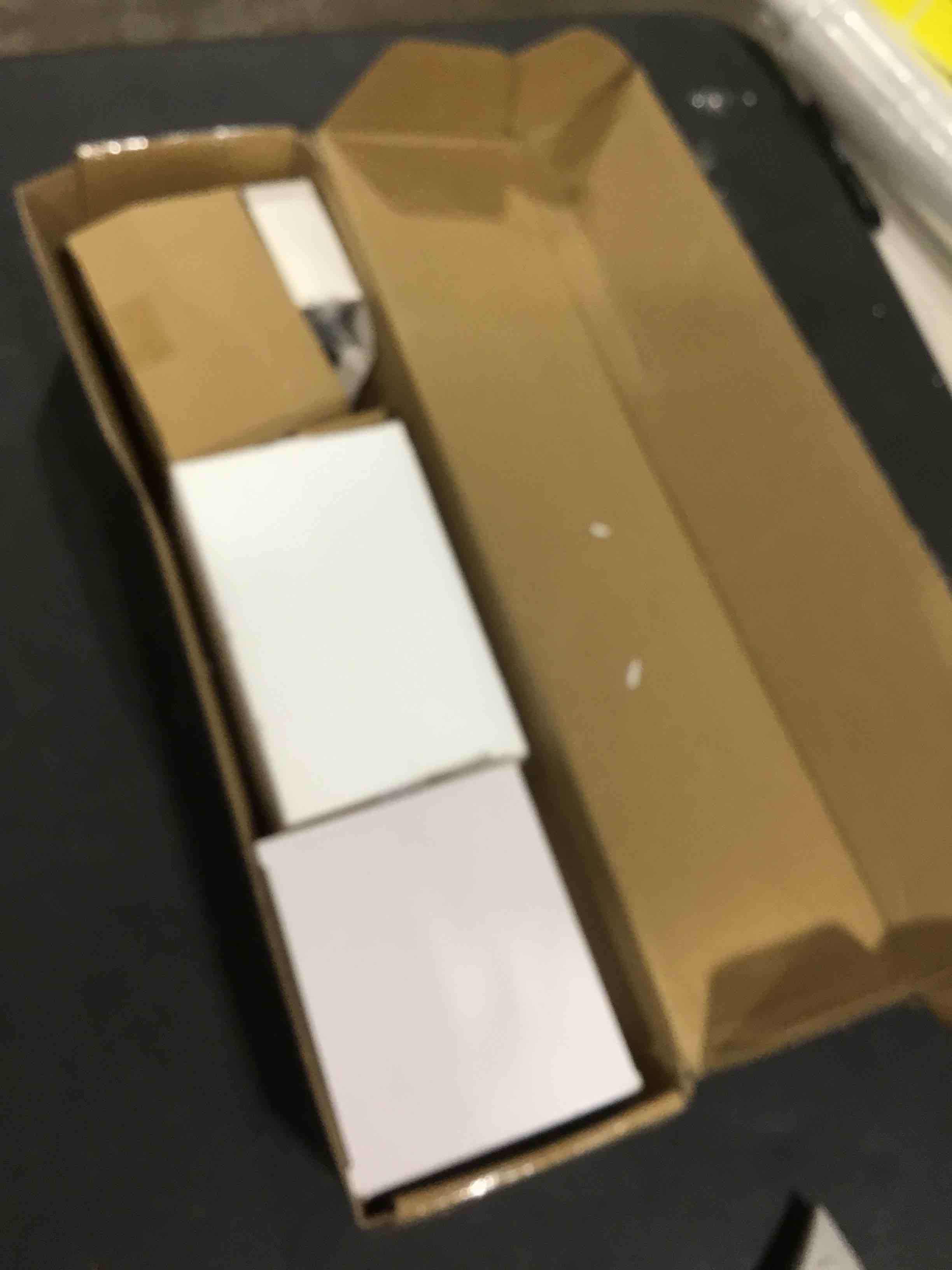 https://s3.amazonaws.com/lotting-images-prod/bidfta/PNK1507836_1734624639738.jpeg