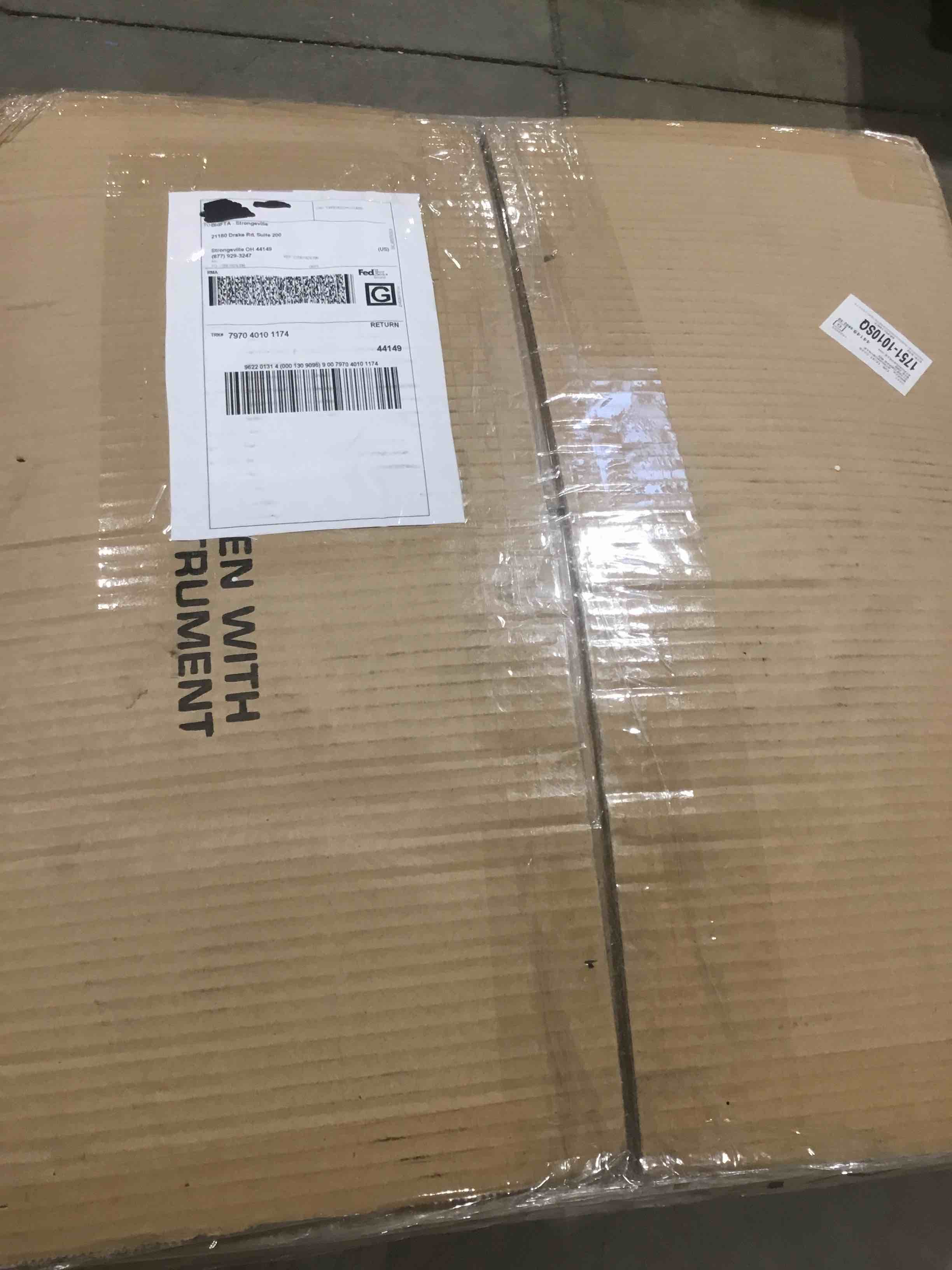 https://s3.amazonaws.com/lotting-images-prod/bidfta/PNK1508236_1738697348896.jpeg