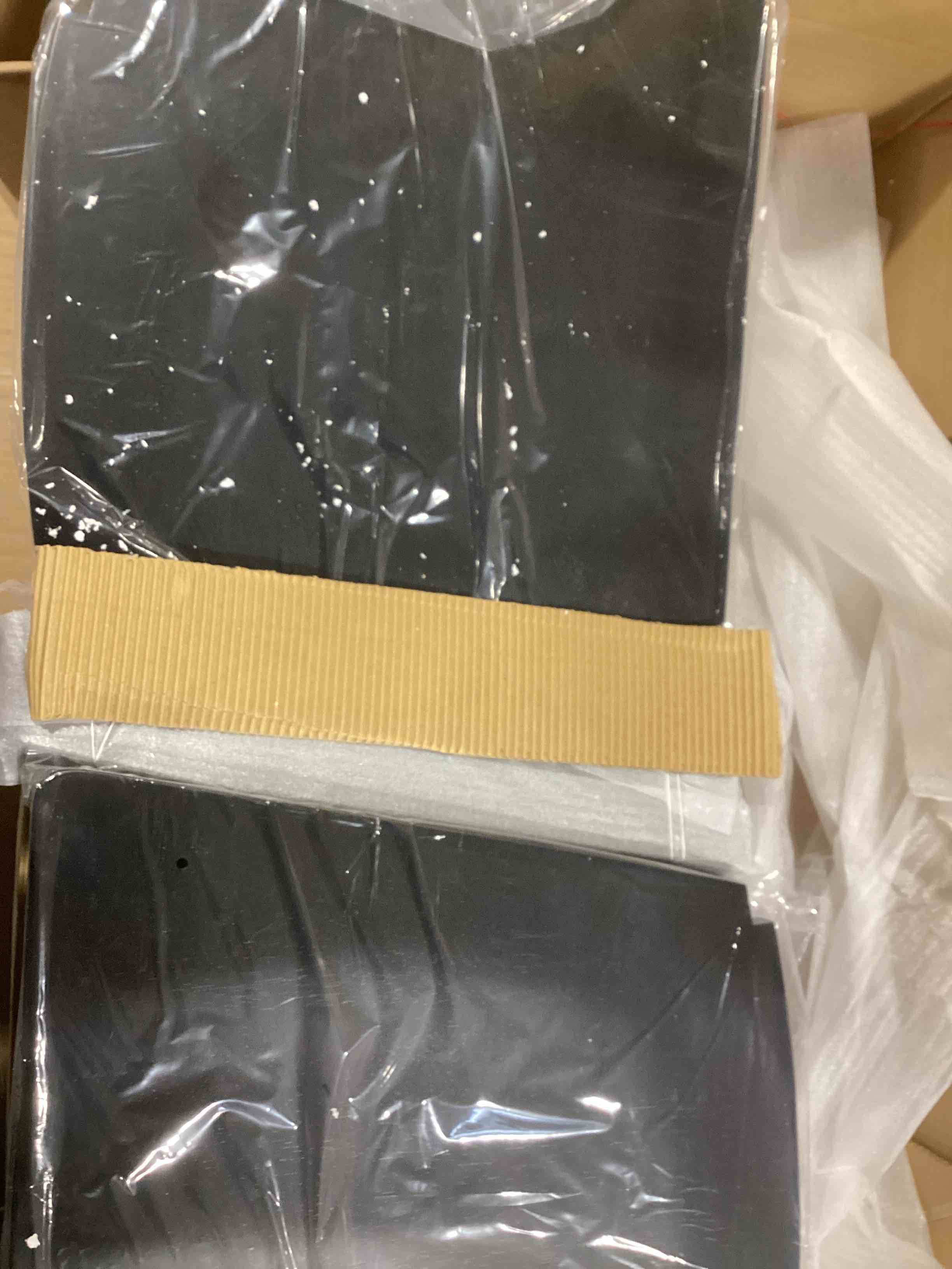 https://s3.amazonaws.com/lotting-images-prod/bidfta/PNK1508255_1738765522224.jpeg