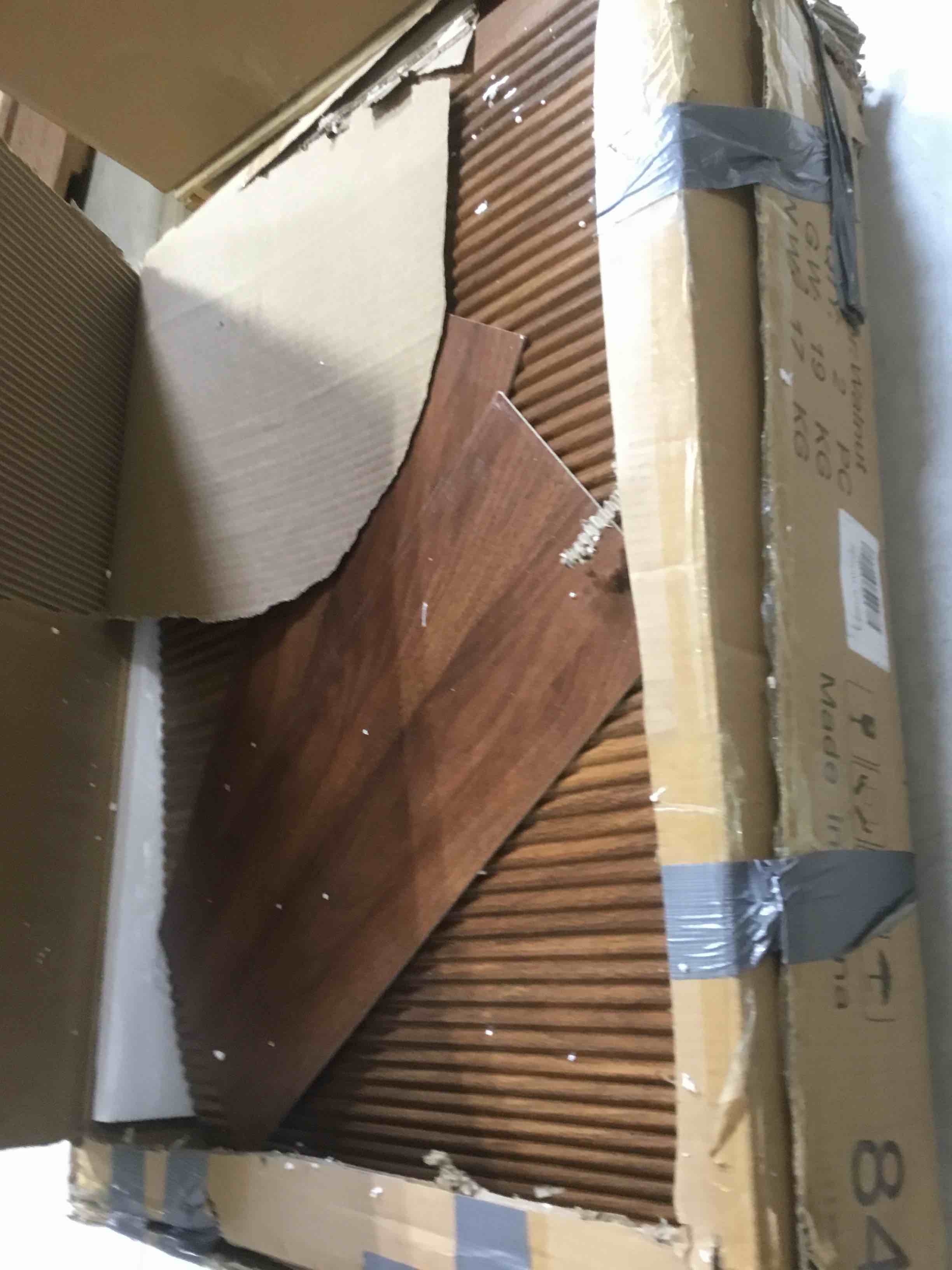 https://s3.amazonaws.com/lotting-images-prod/bidfta/PNK1508959_1740509225876.jpeg