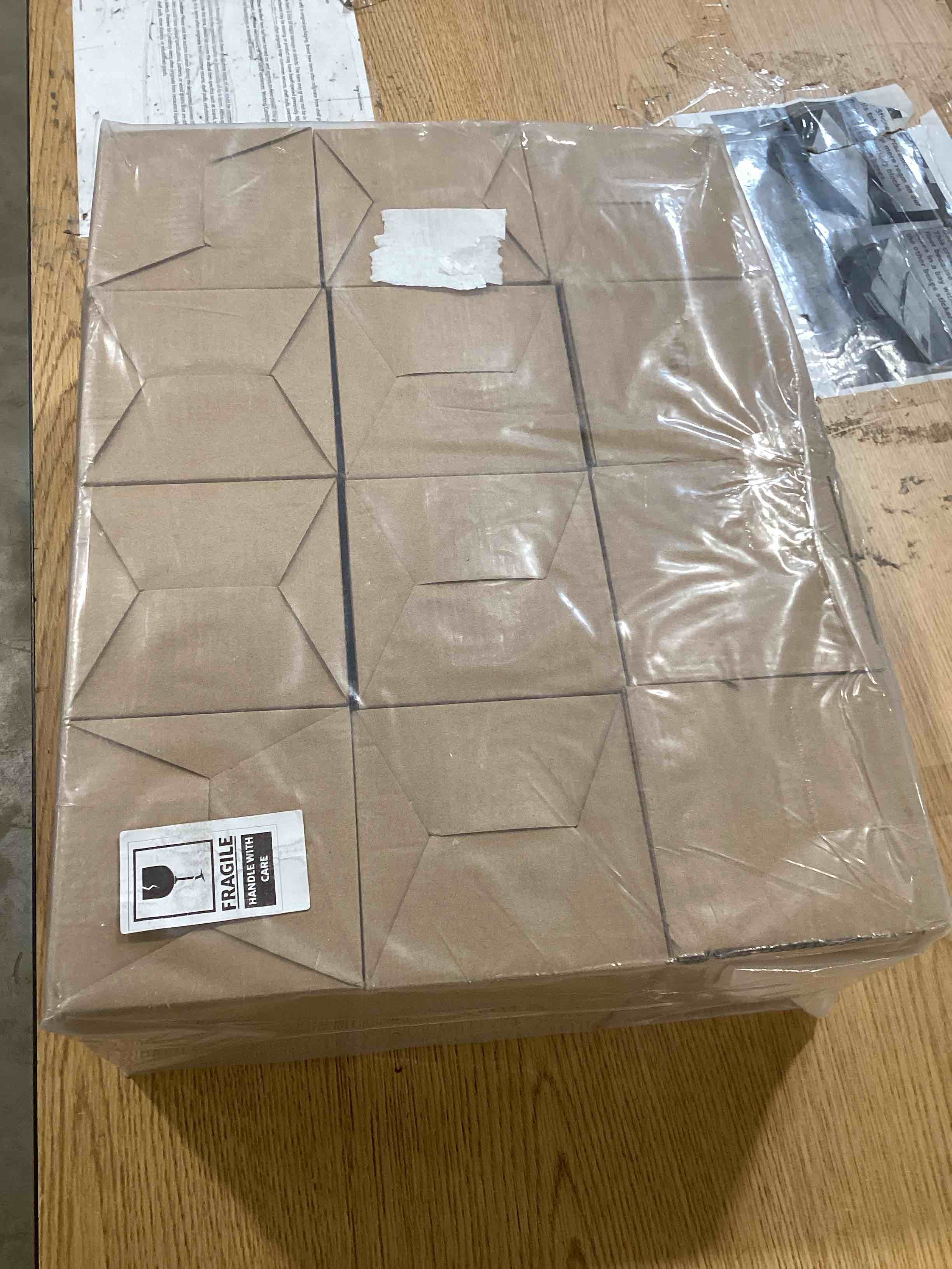 https://s3.amazonaws.com/lotting-images-prod/bidfta/PNK1509716_1741878259136.jpeg