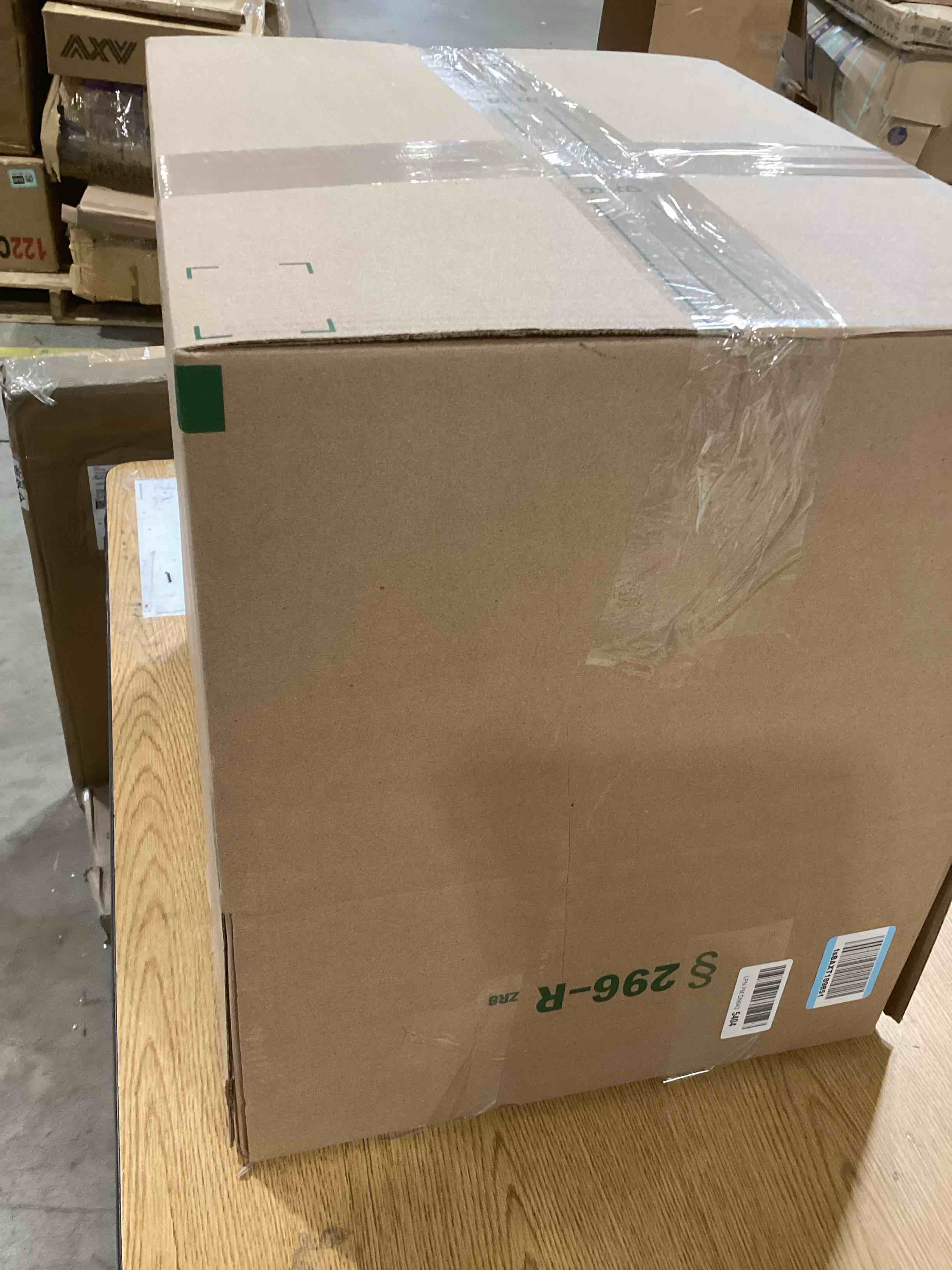 https://s3.amazonaws.com/lotting-images-prod/bidfta/PNK1509862_1741968003894.jpeg