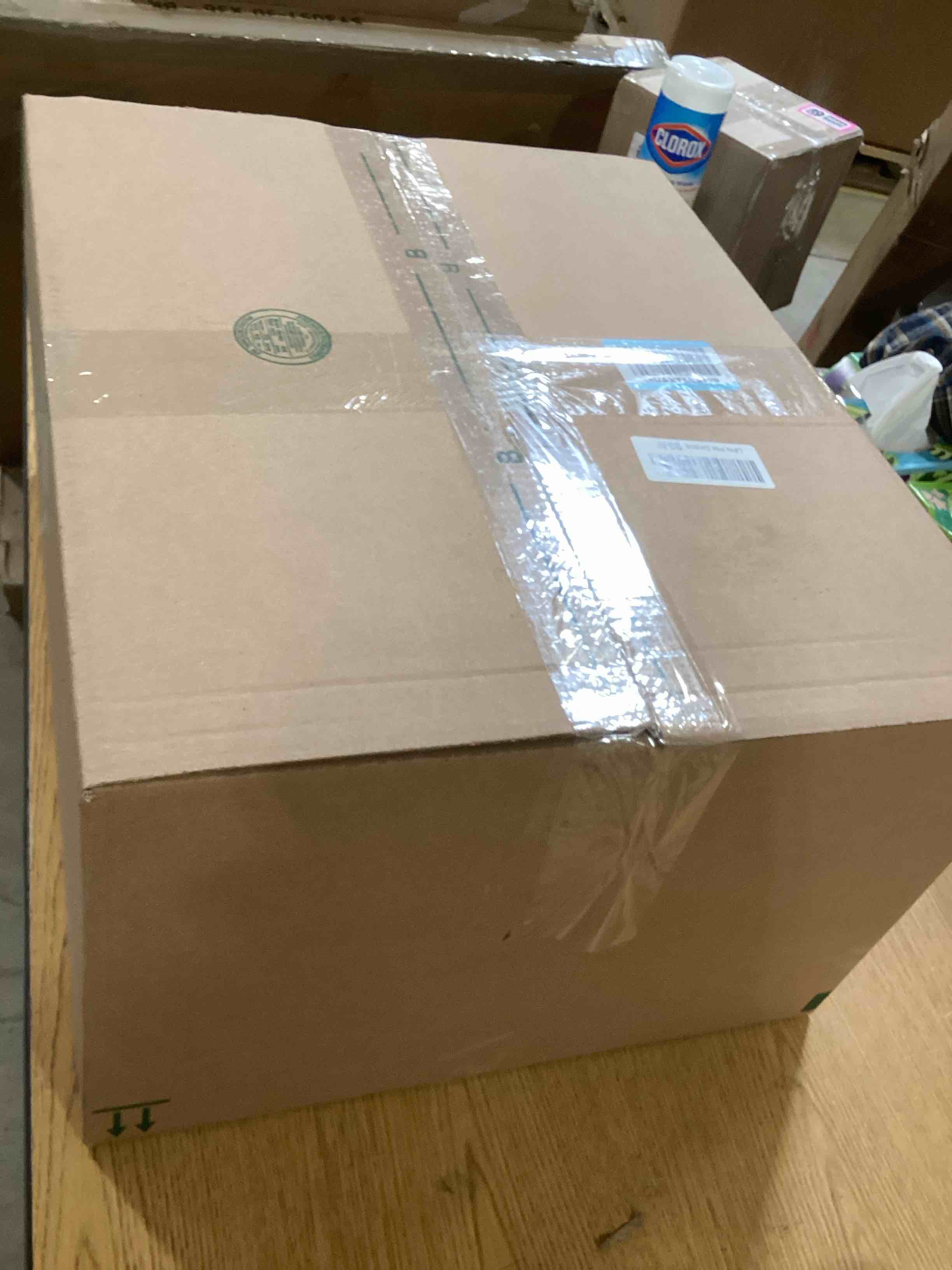 https://s3.amazonaws.com/lotting-images-prod/bidfta/PNK1509883_1741974961211.jpeg