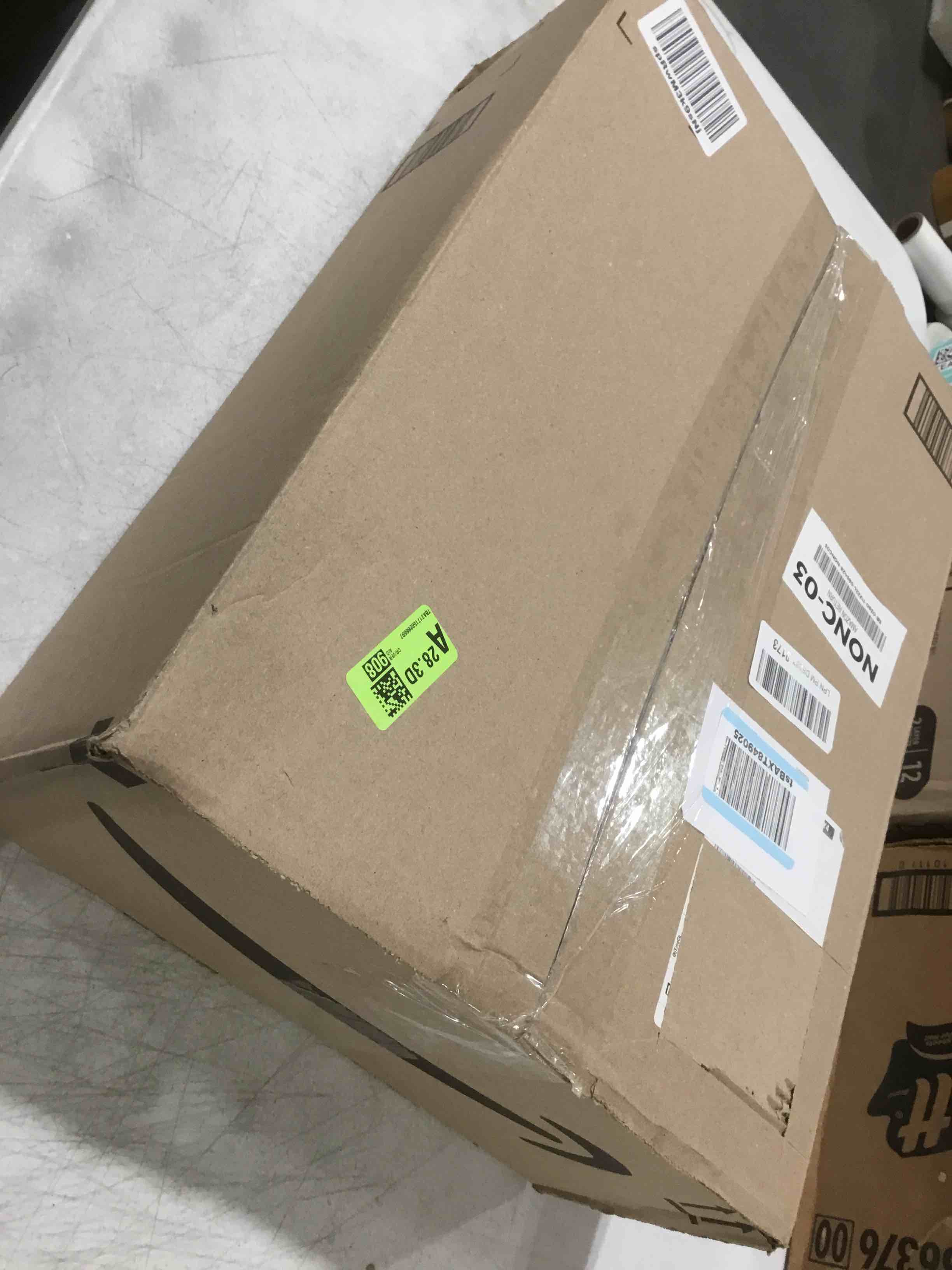 https://s3.amazonaws.com/lotting-images-prod/bidfta/PNK1510630_1733768957169.jpeg