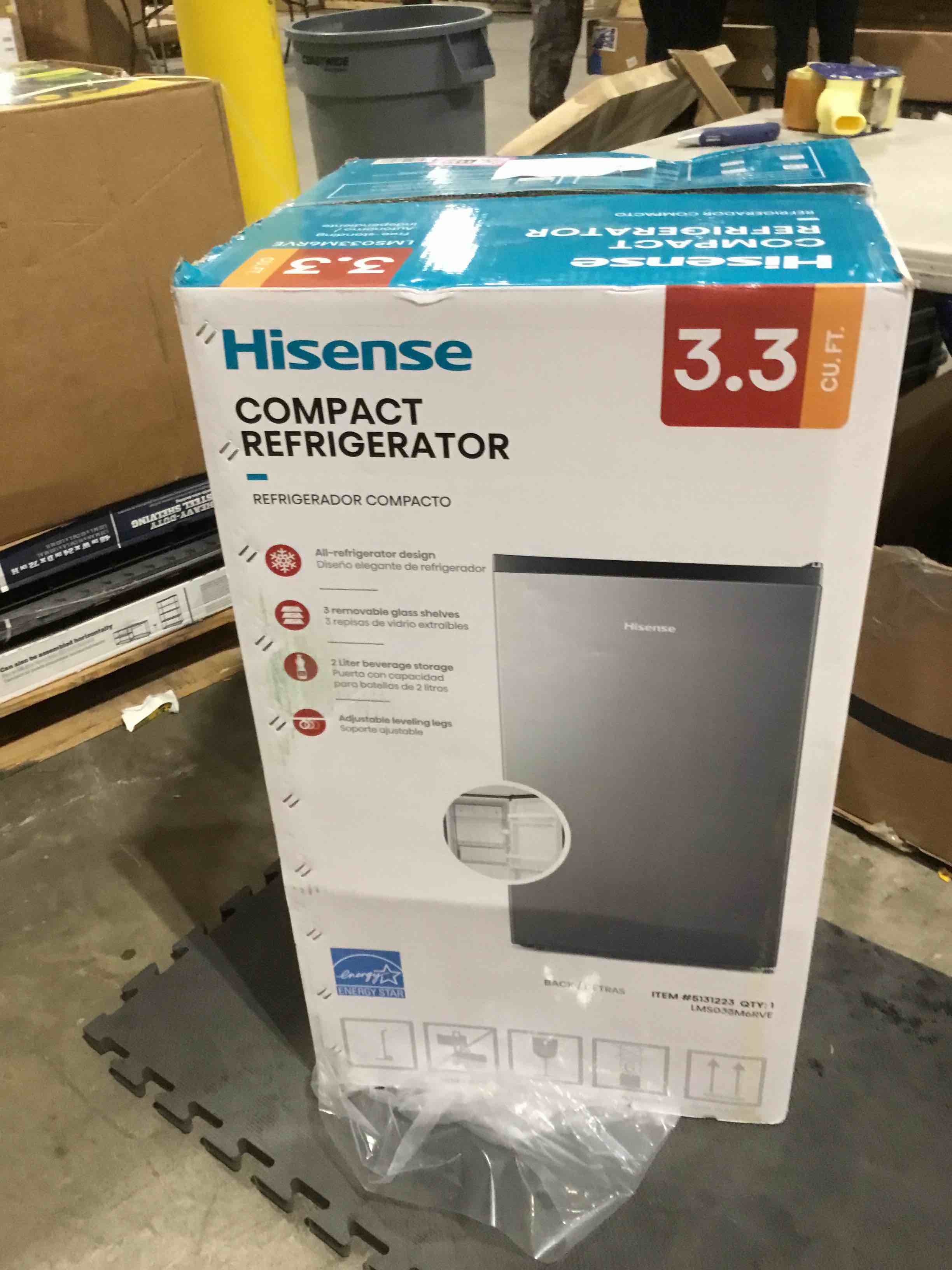 Hisense 3.3-cu ft Mini Fridge (Silver) ENERGY STAR Item #5131223 | Model #LMS033M6RVE