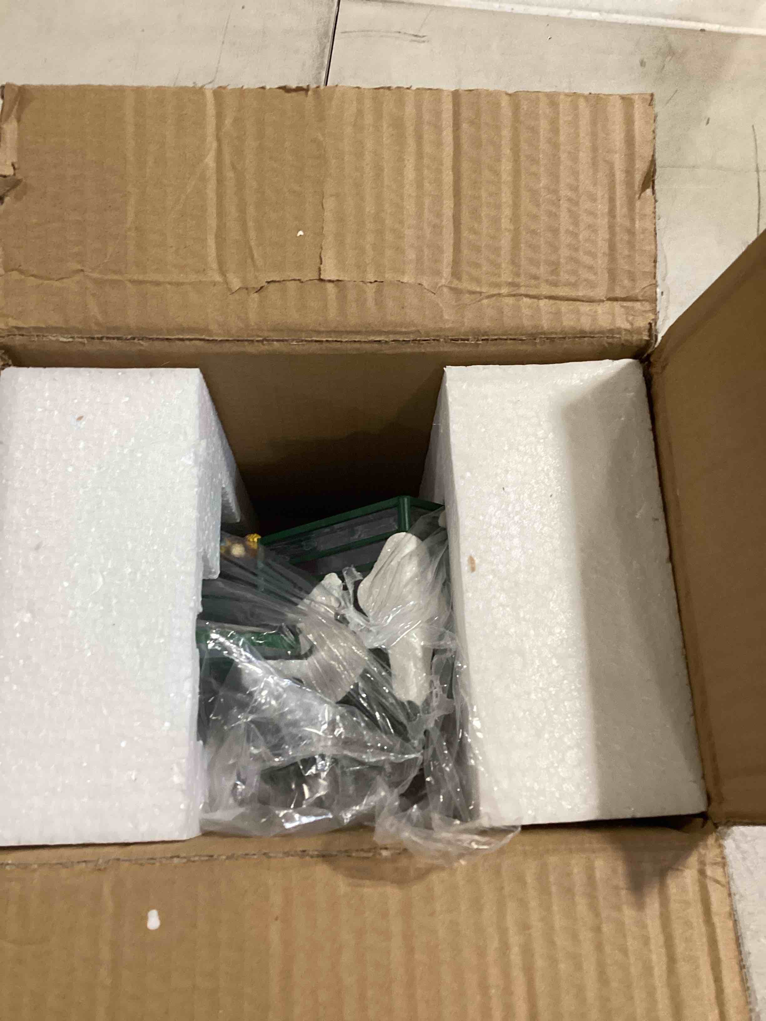 https://s3.amazonaws.com/lotting-images-prod/bidfta/PNK1512449_1738087335862.jpeg