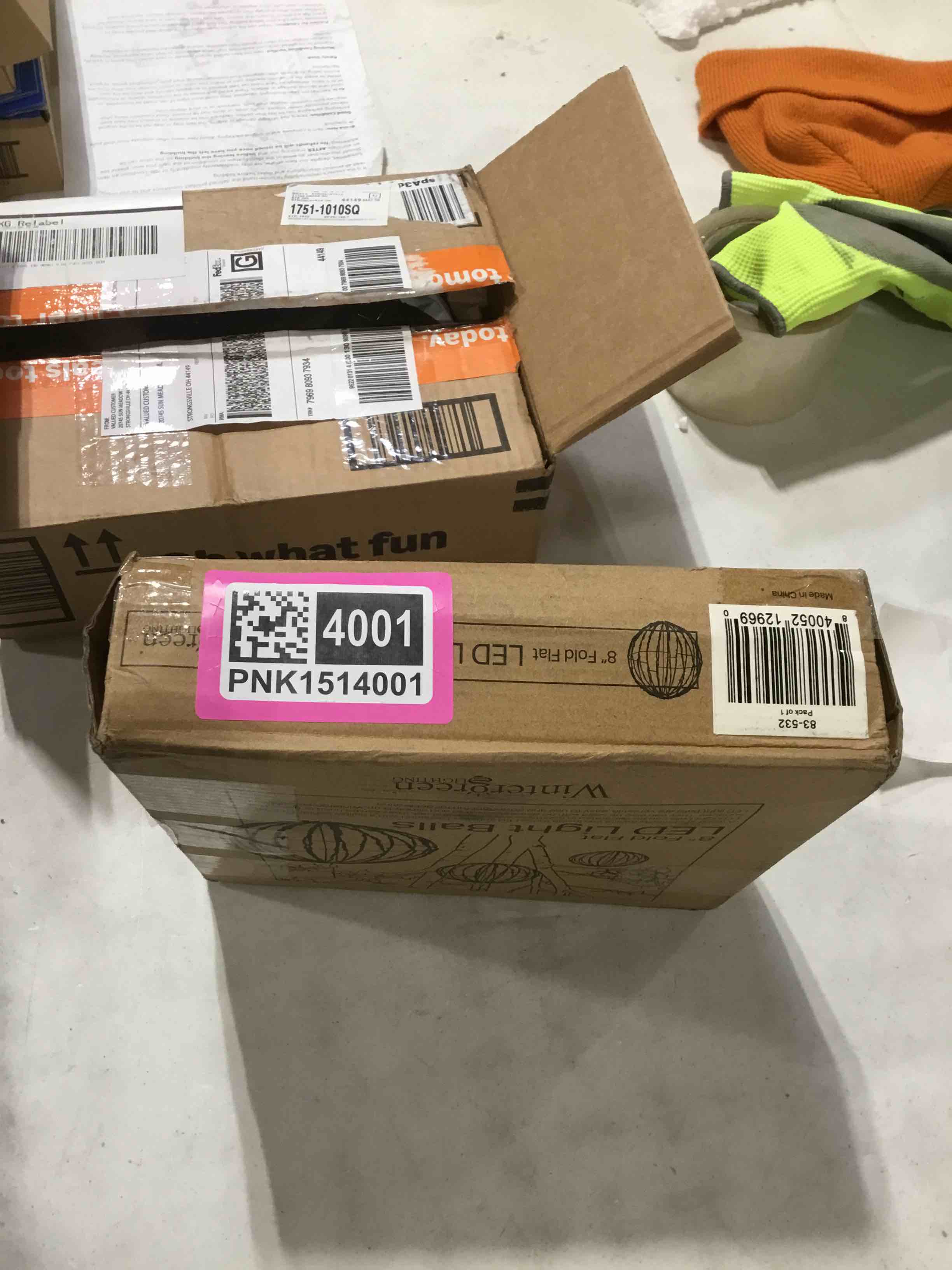 Fold-Flat LED Metal Lighted Window Decoration