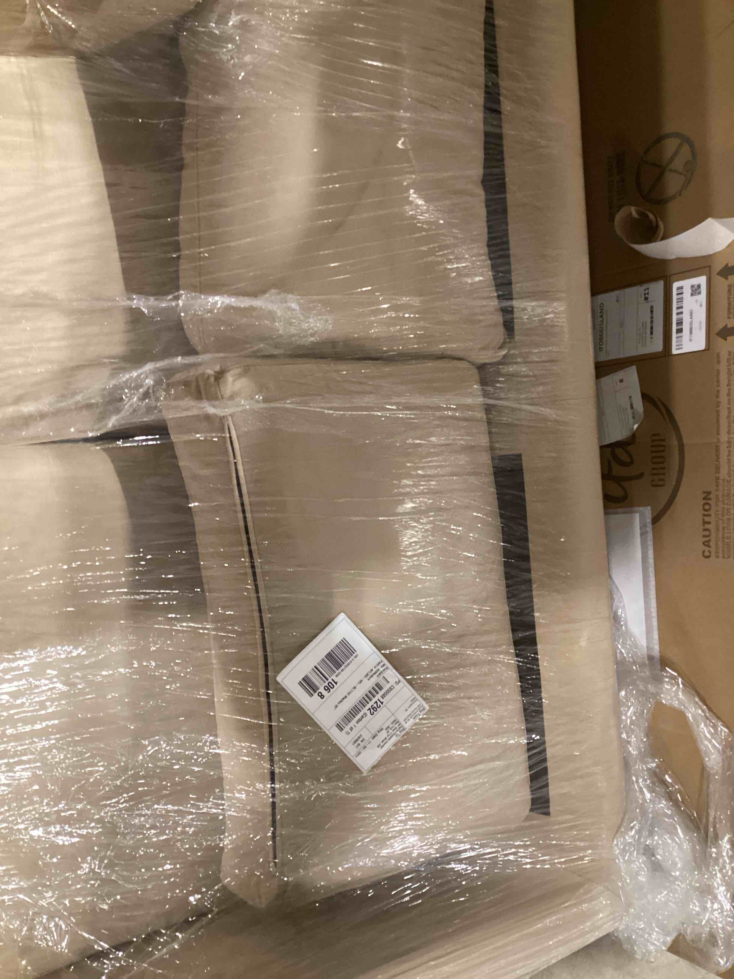 https://s3.amazonaws.com/lotting-images-prod/bidfta/PNK1514883_1736268175976.jpeg