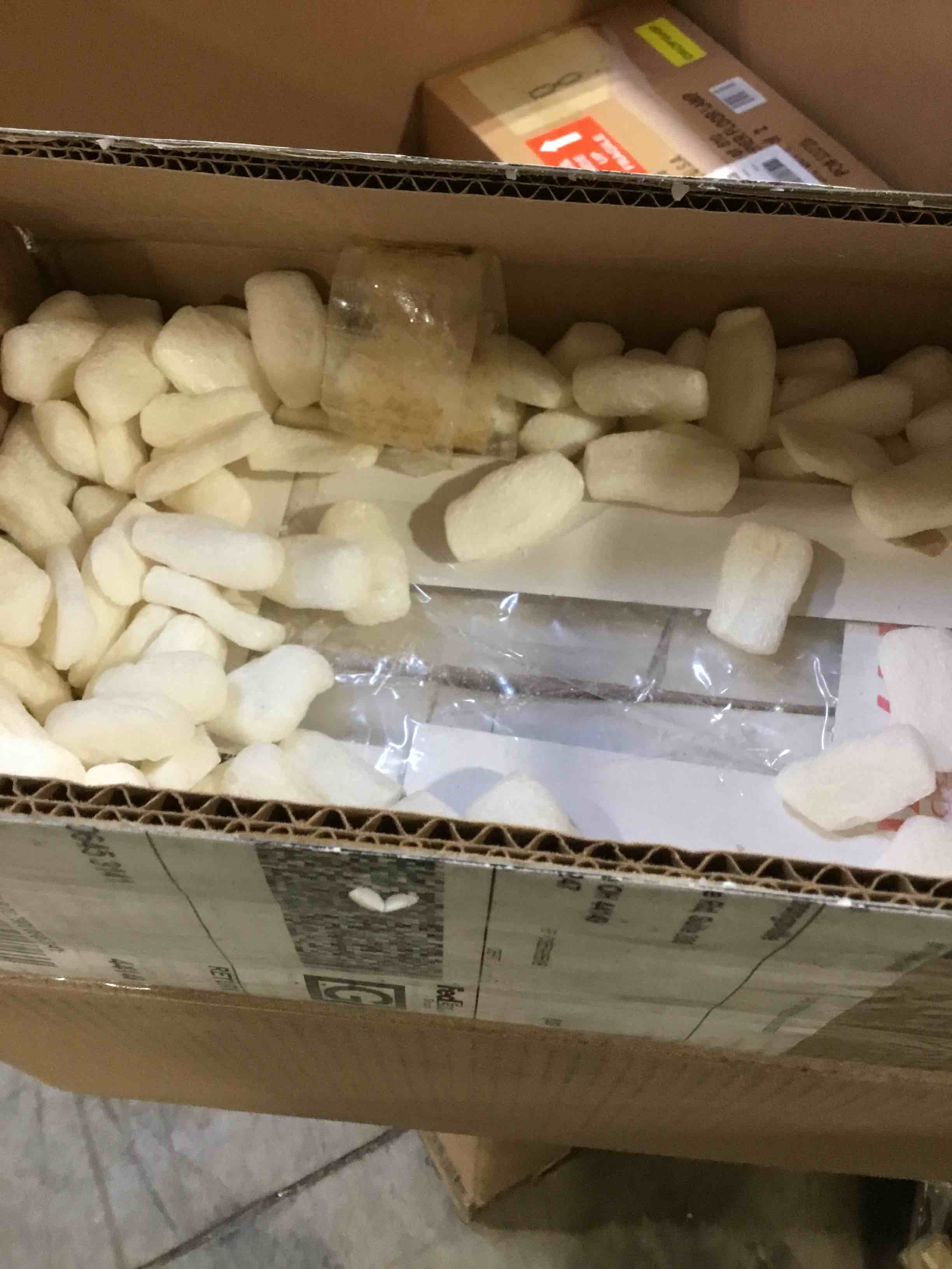 https://s3.amazonaws.com/lotting-images-prod/bidfta/PNK1514947_1736348910682.jpeg