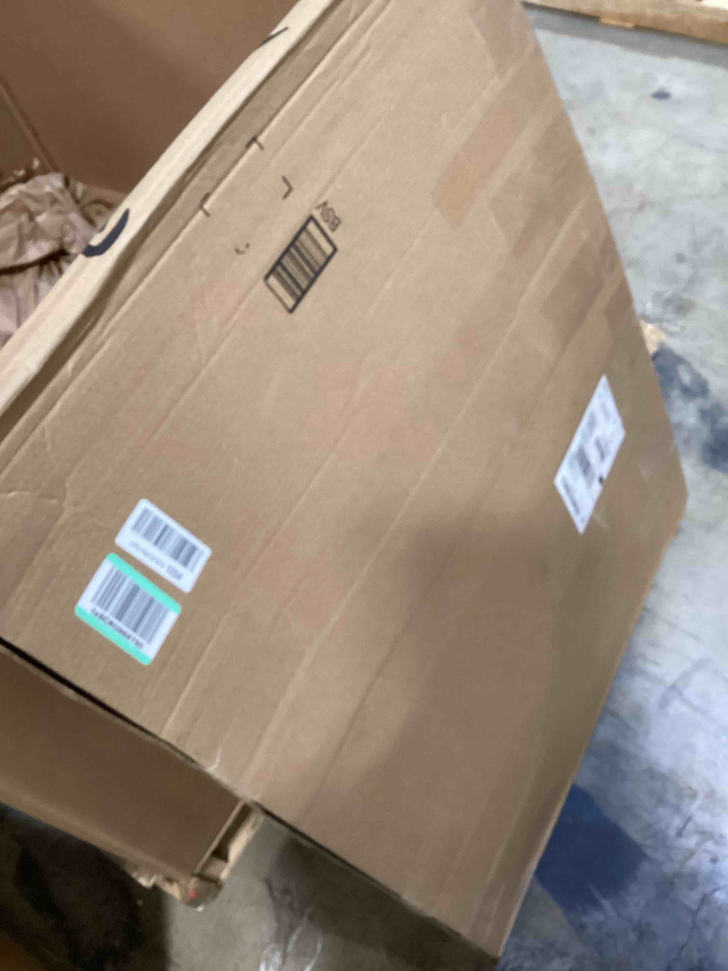 https://s3.amazonaws.com/lotting-images-prod/bidfta/PNK1514970_1736350208321.jpeg