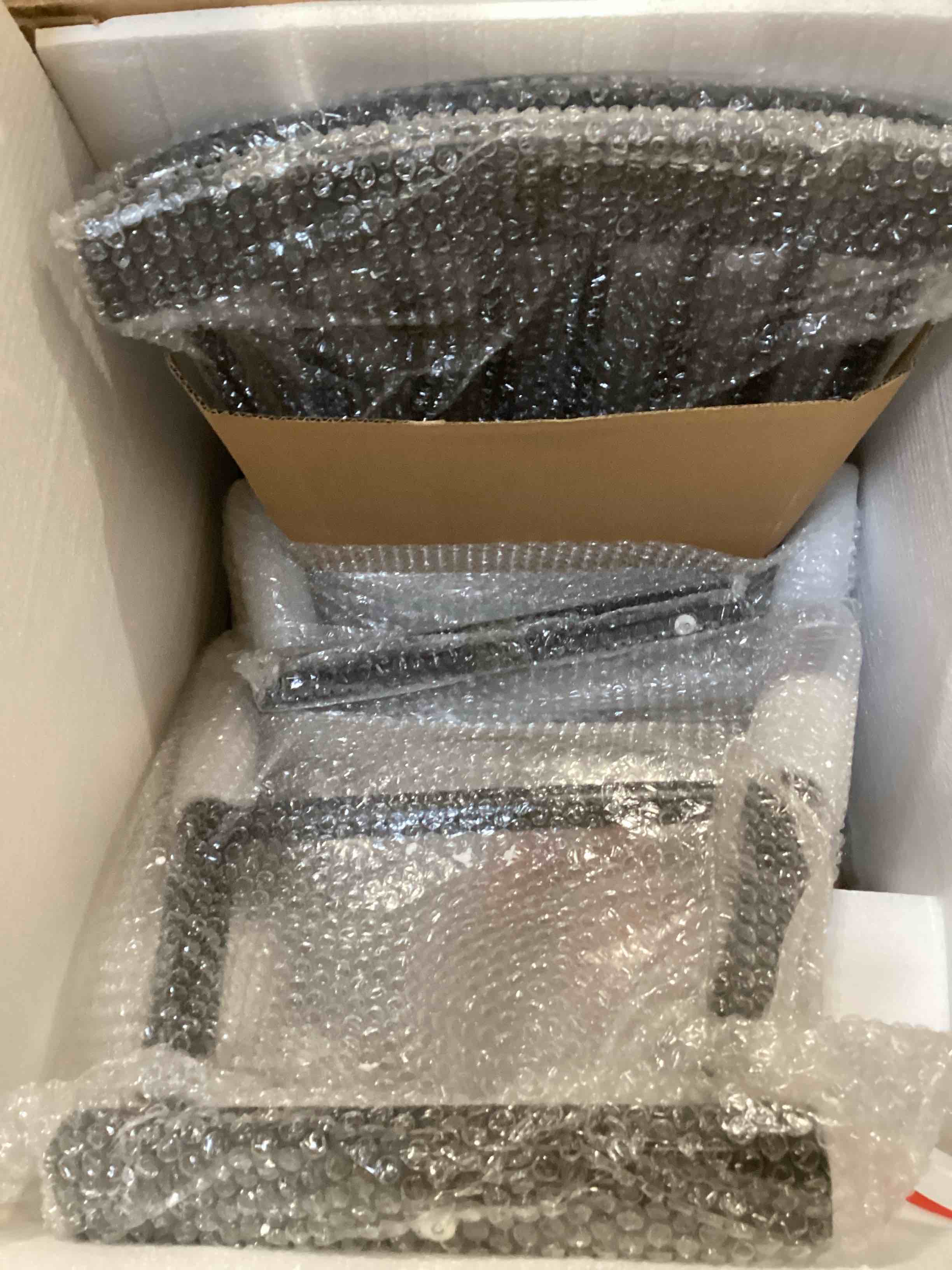 https://s3.amazonaws.com/lotting-images-prod/bidfta/PNK1515772_1738009325879.jpeg
