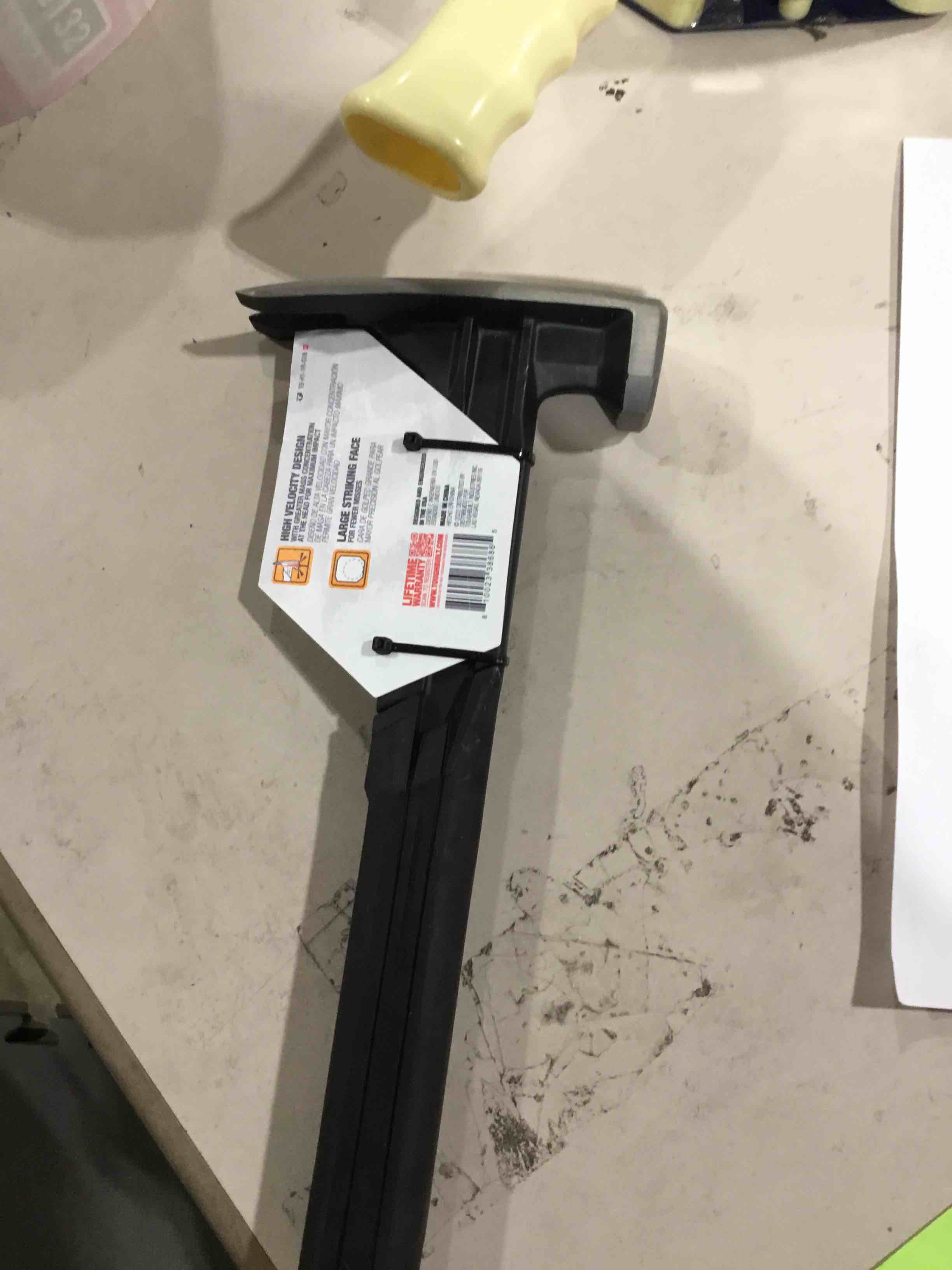 tough built 18 oz rip hammer