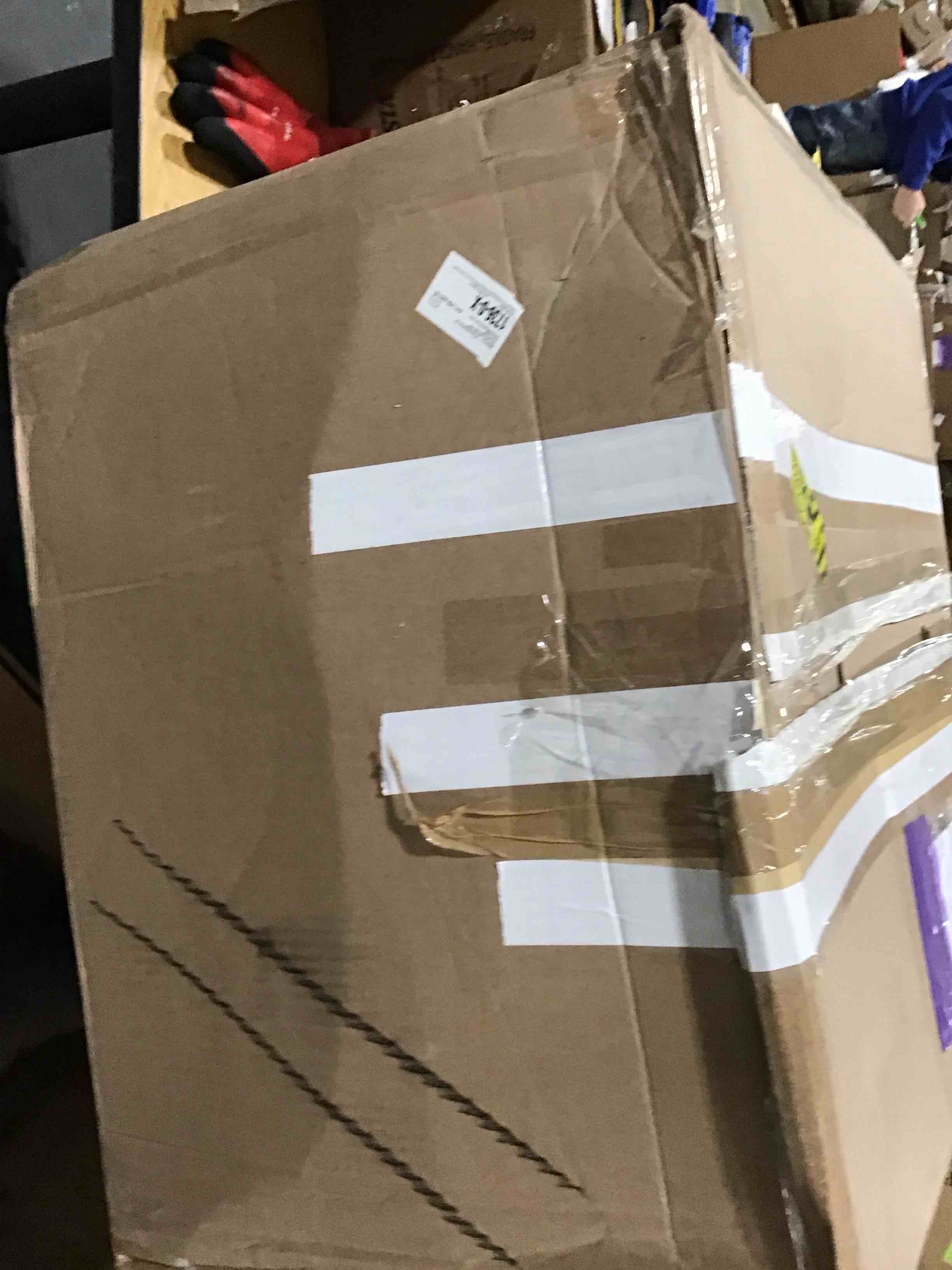 https://s3.amazonaws.com/lotting-images-prod/bidfta/PNK1516900_1734353673493.jpeg