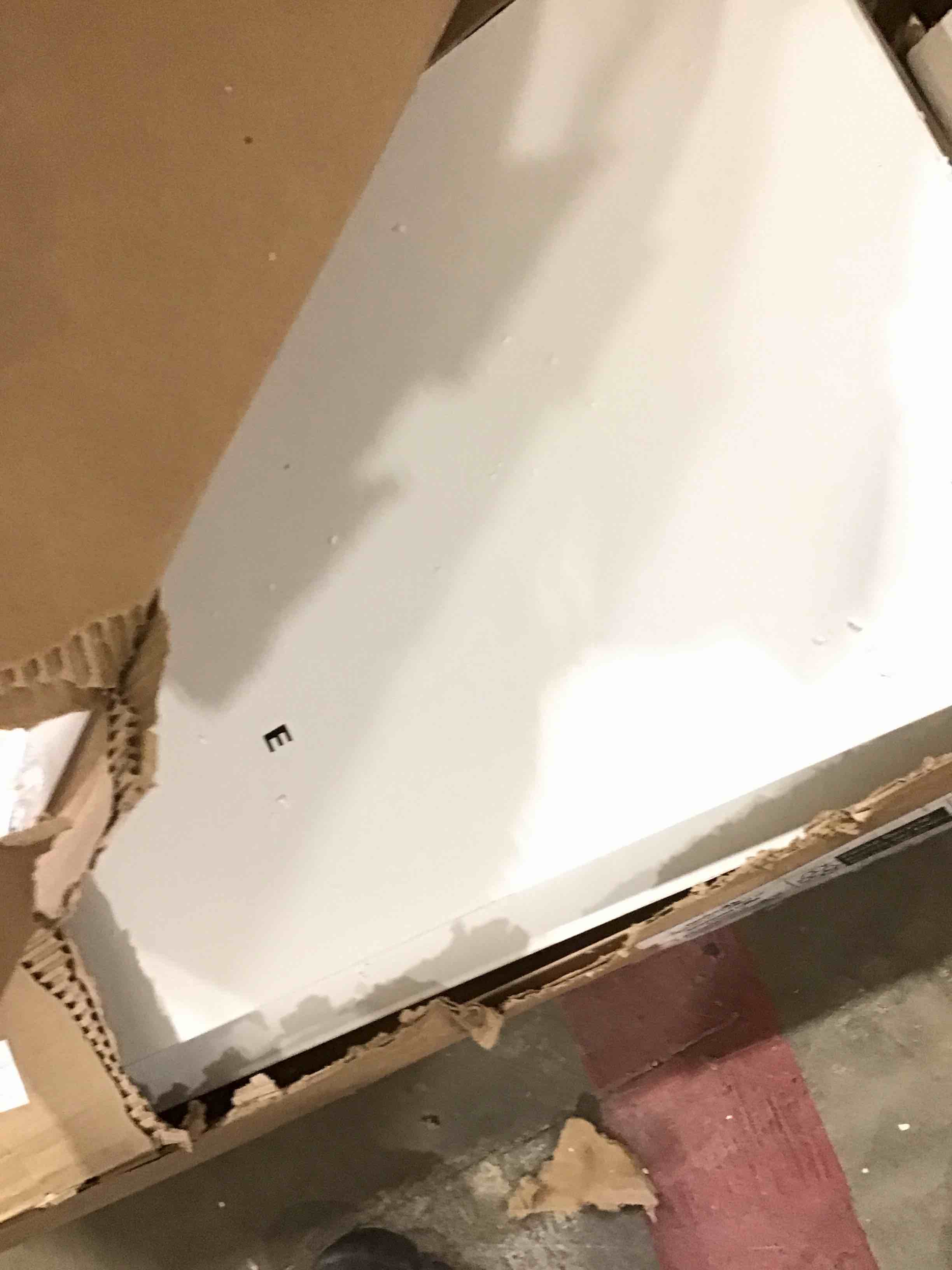 https://s3.amazonaws.com/lotting-images-prod/bidfta/PNK1517949_1738942442446.jpeg