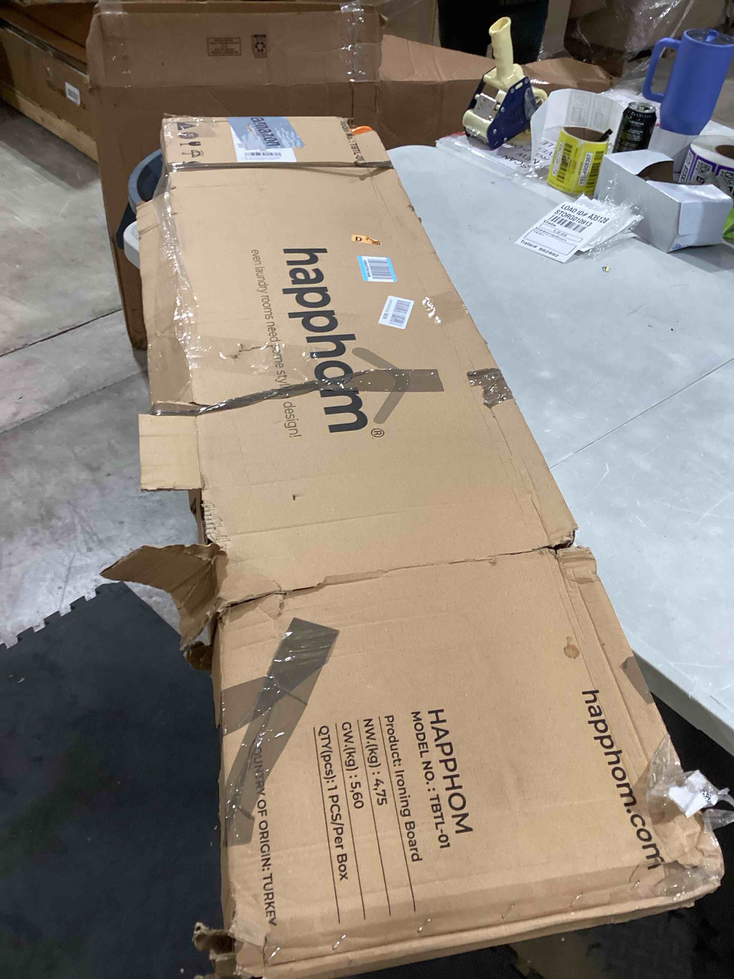 https://s3.amazonaws.com/lotting-images-prod/bidfta/PNK1520632_1736174202867.jpeg