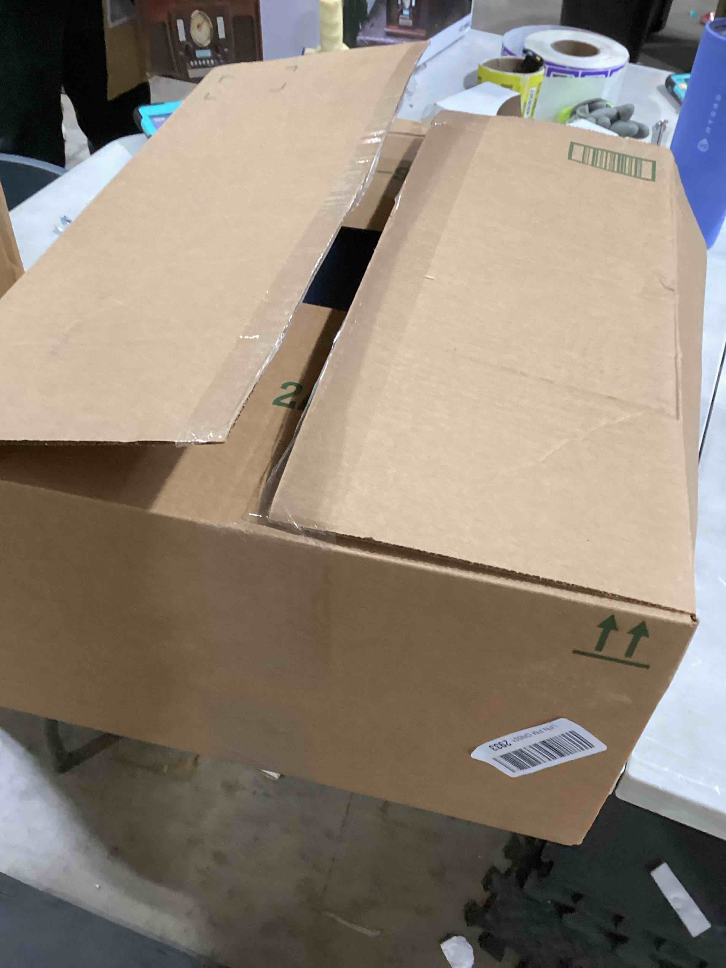 https://s3.amazonaws.com/lotting-images-prod/bidfta/PNK1520671_1736182244718.jpeg